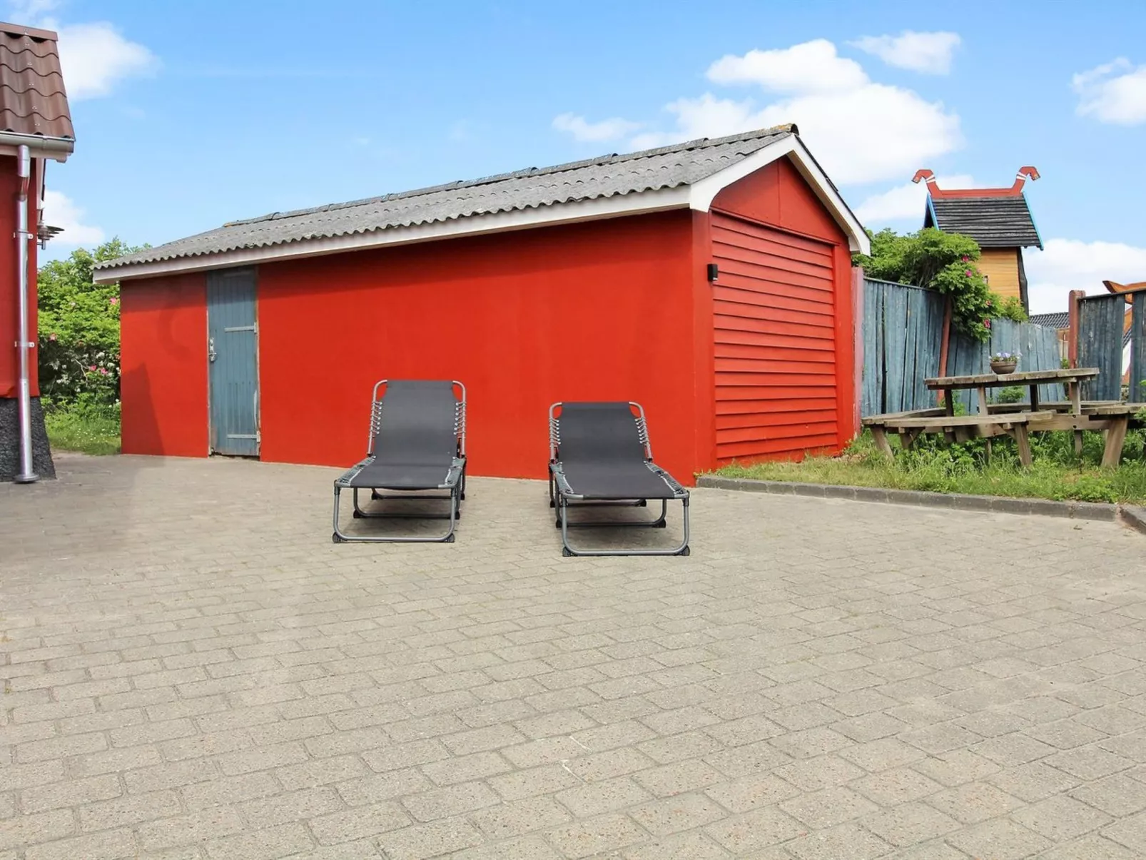 "Karla" - 100m from the sea-Draußen