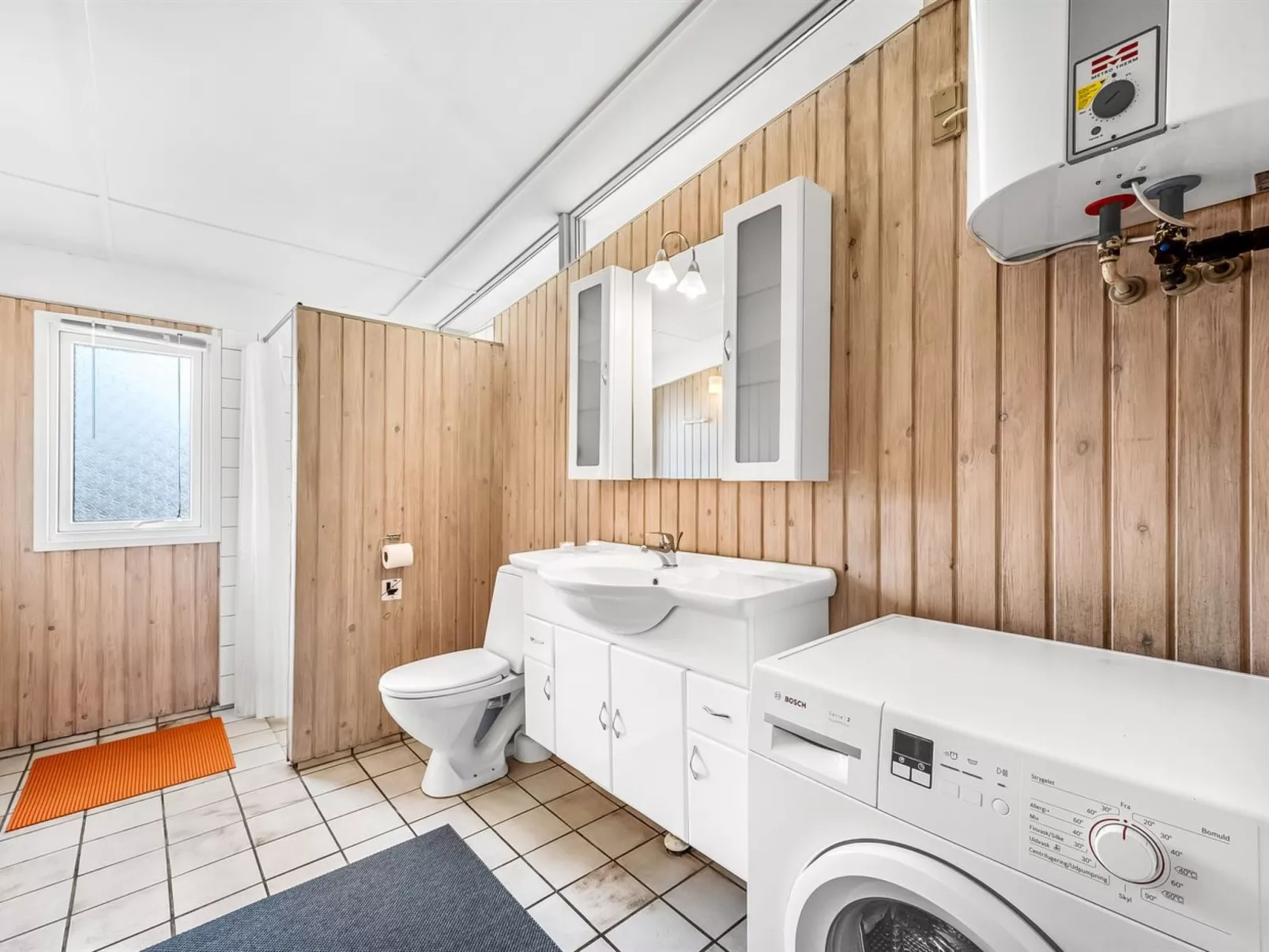 "Yorik" - 800m from the sea-Inside