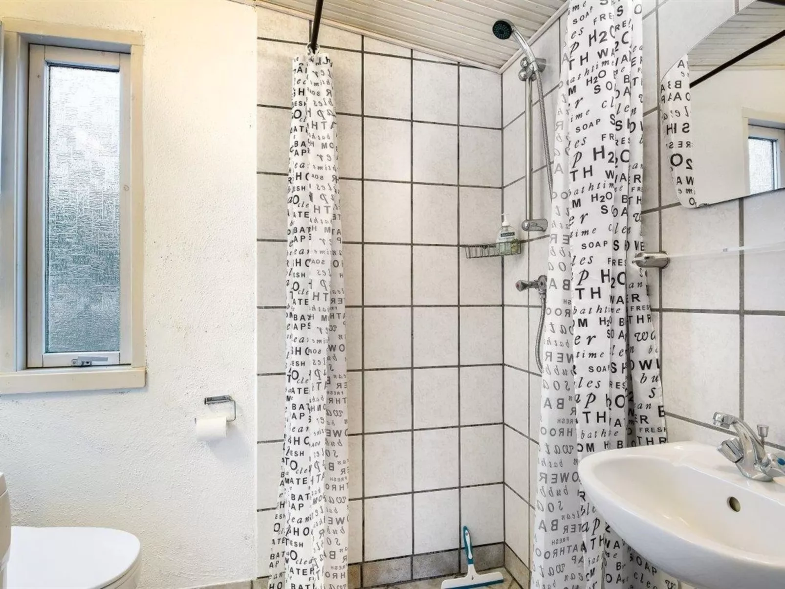 "Gonda" - 500m from the sea-Drinnen