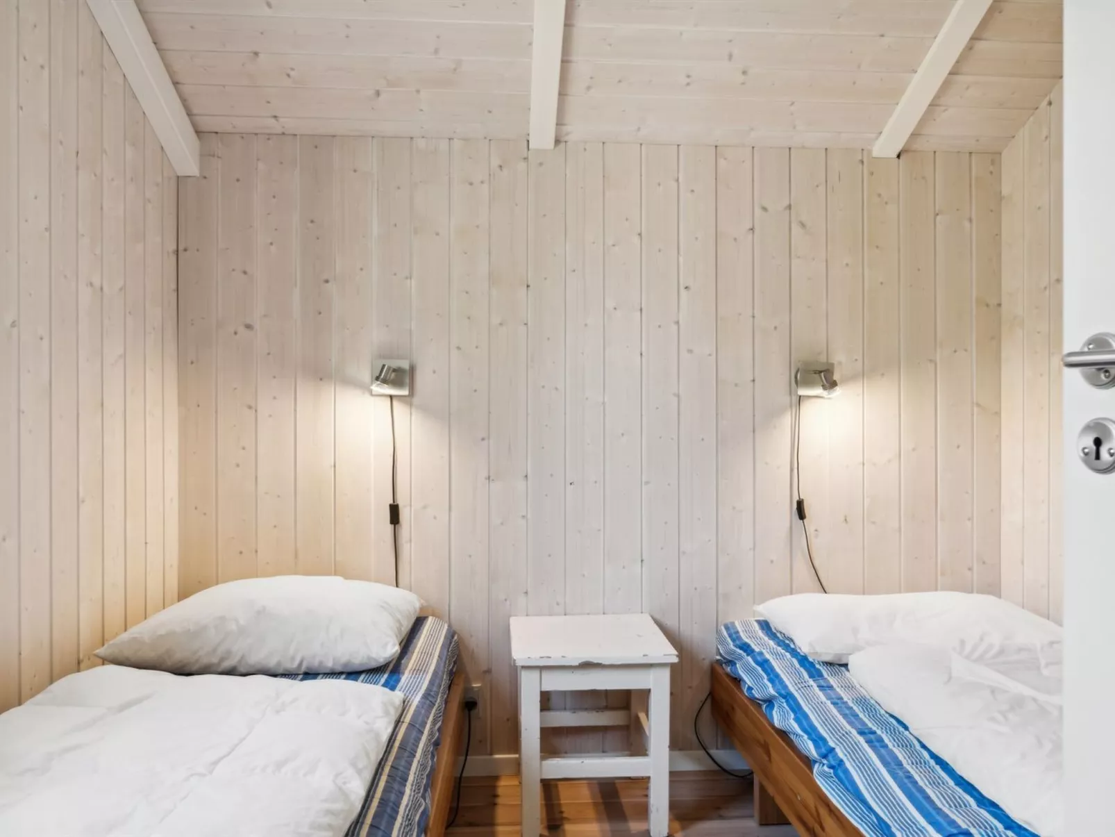 "Sörine" - 2km from the sea-Dedans