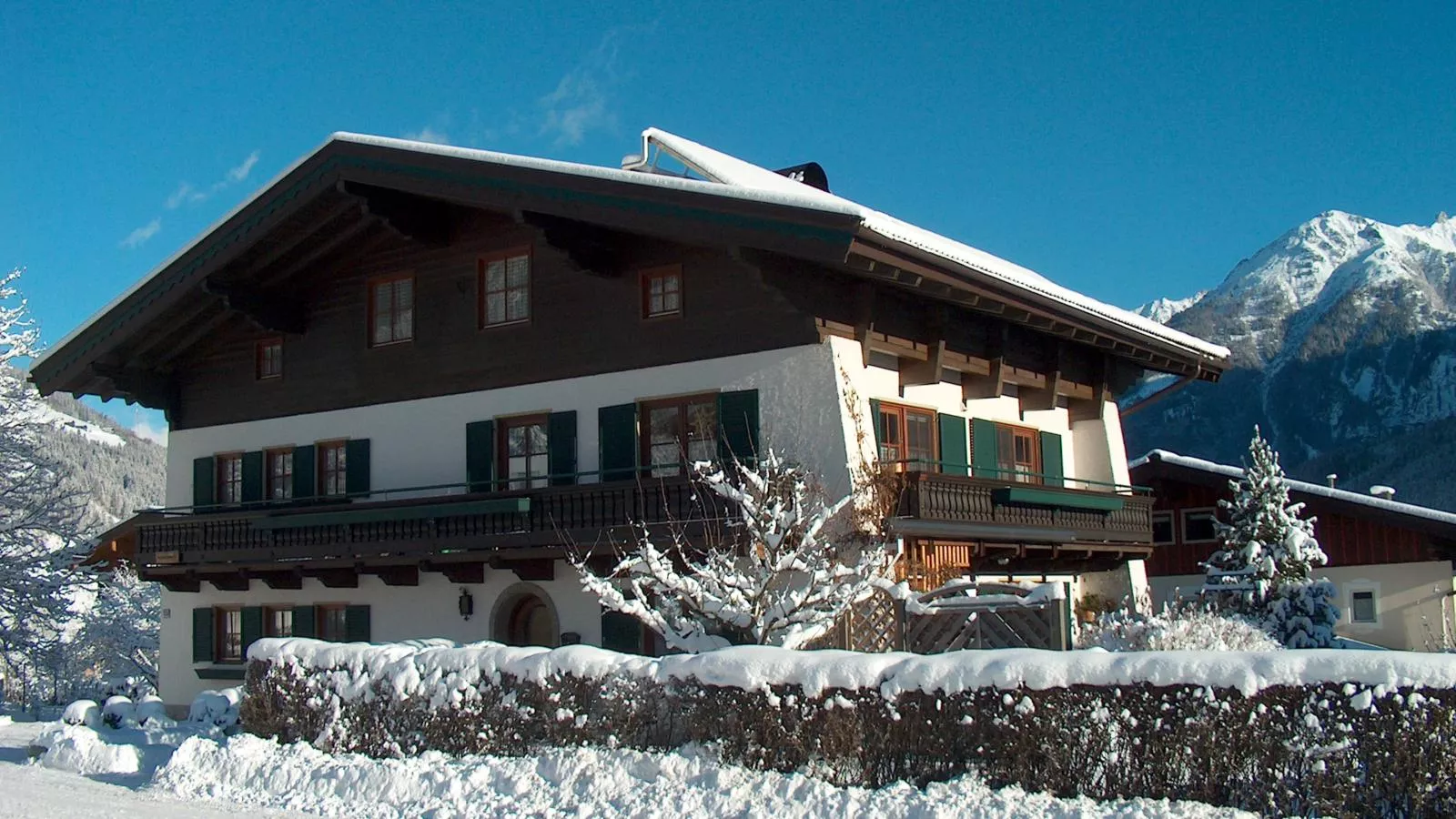 Röck II-Exterior winter