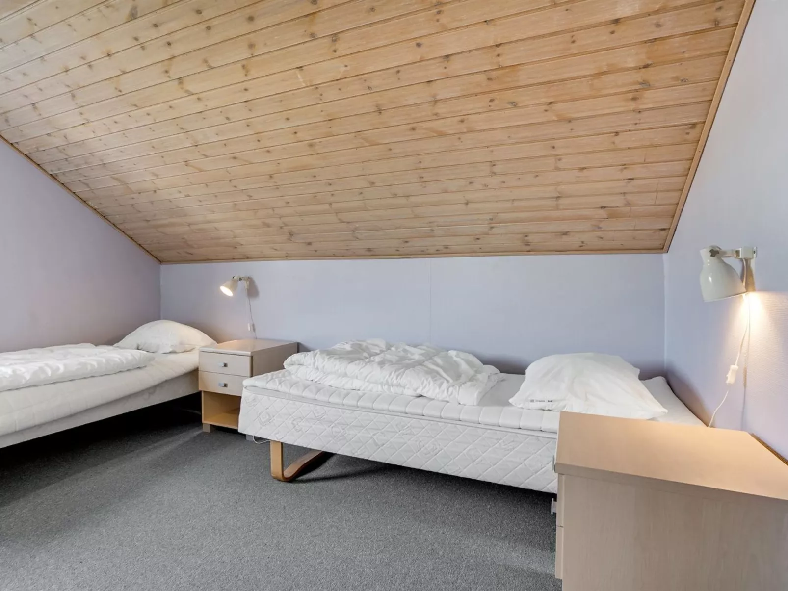 "Ginger" - 2.3km from the sea-Dedans