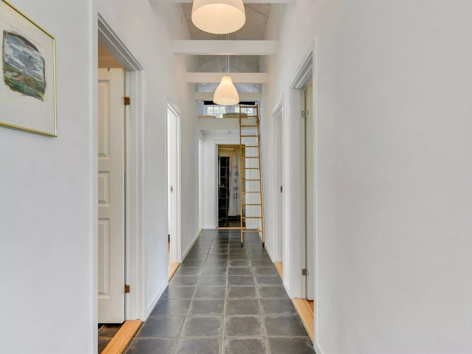 "Svanborg" - 3.7km from the sea-Dedans