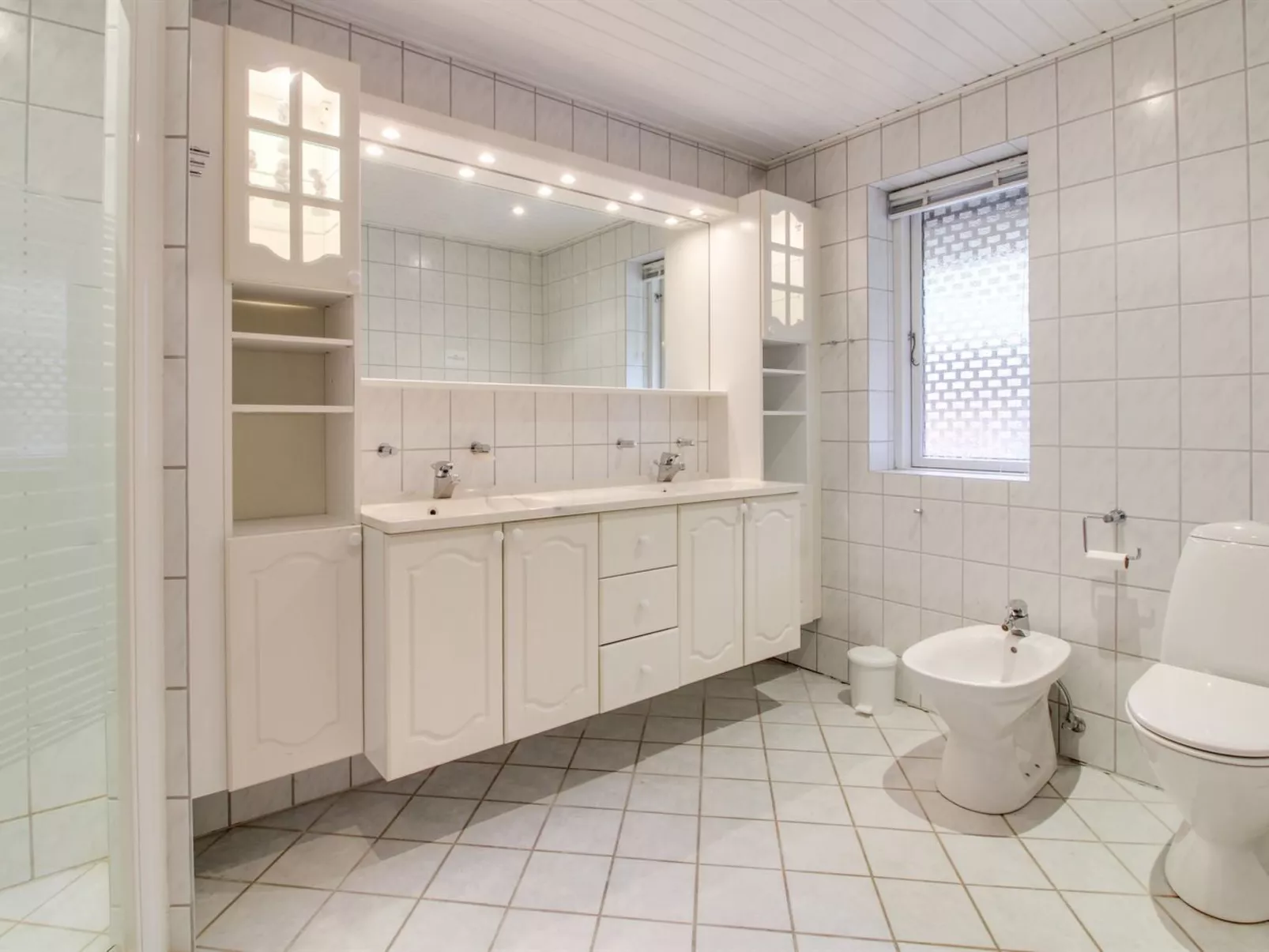 "Helline" - 900m from the sea-Inside