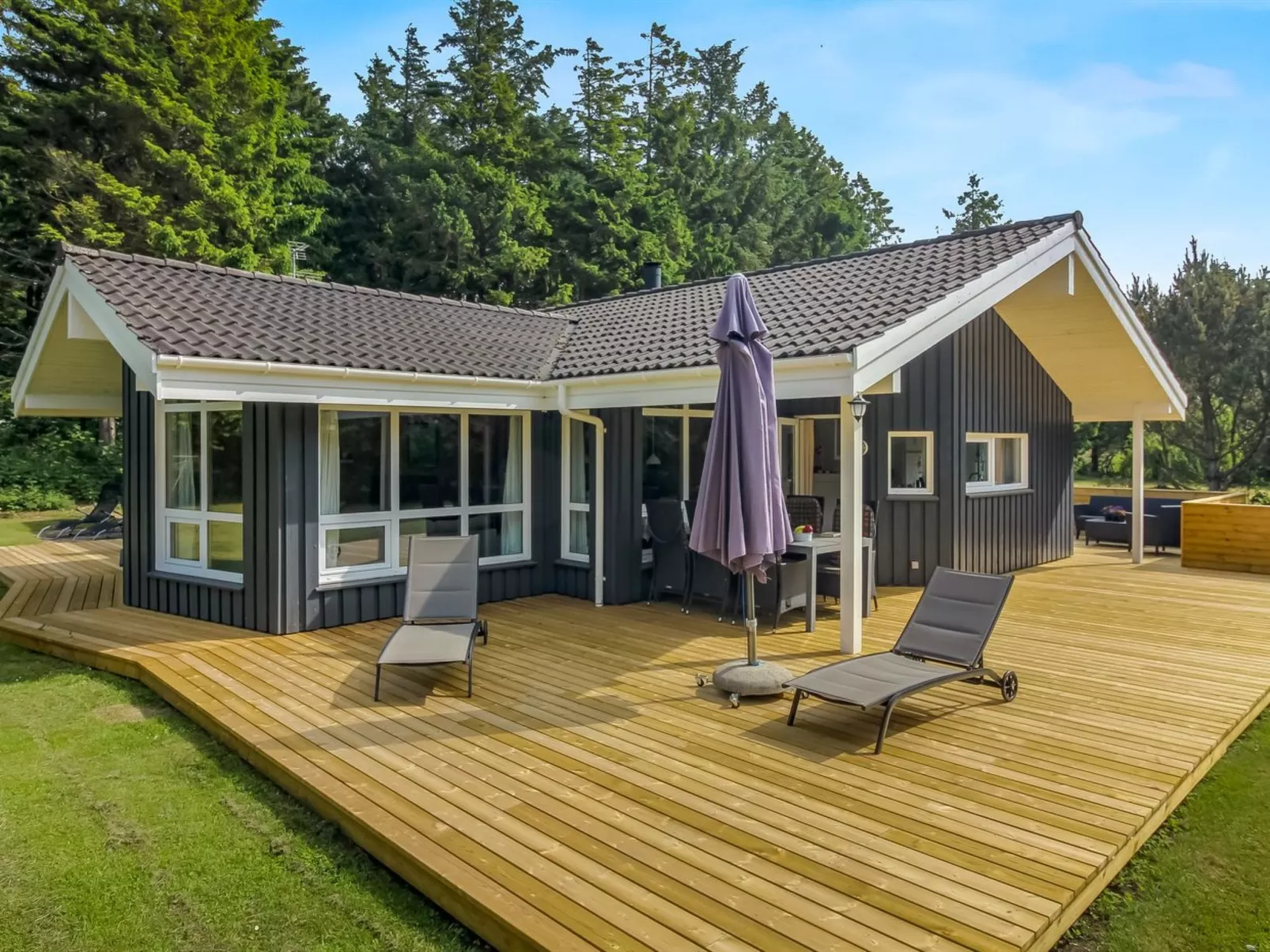 "Aniki" - 1.4km from the sea-Outside