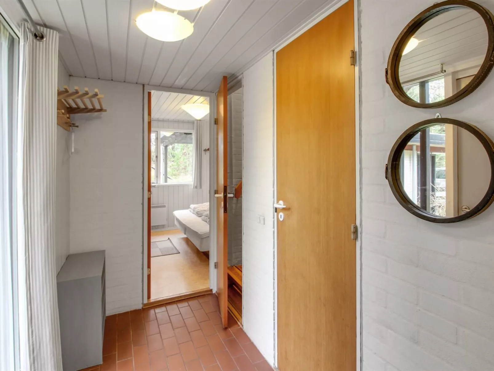 "Emilla" - 3.8km from the sea-Drinnen