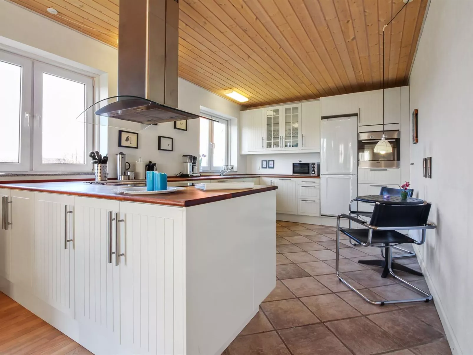 "Ettie" - 6km from the sea-Inside