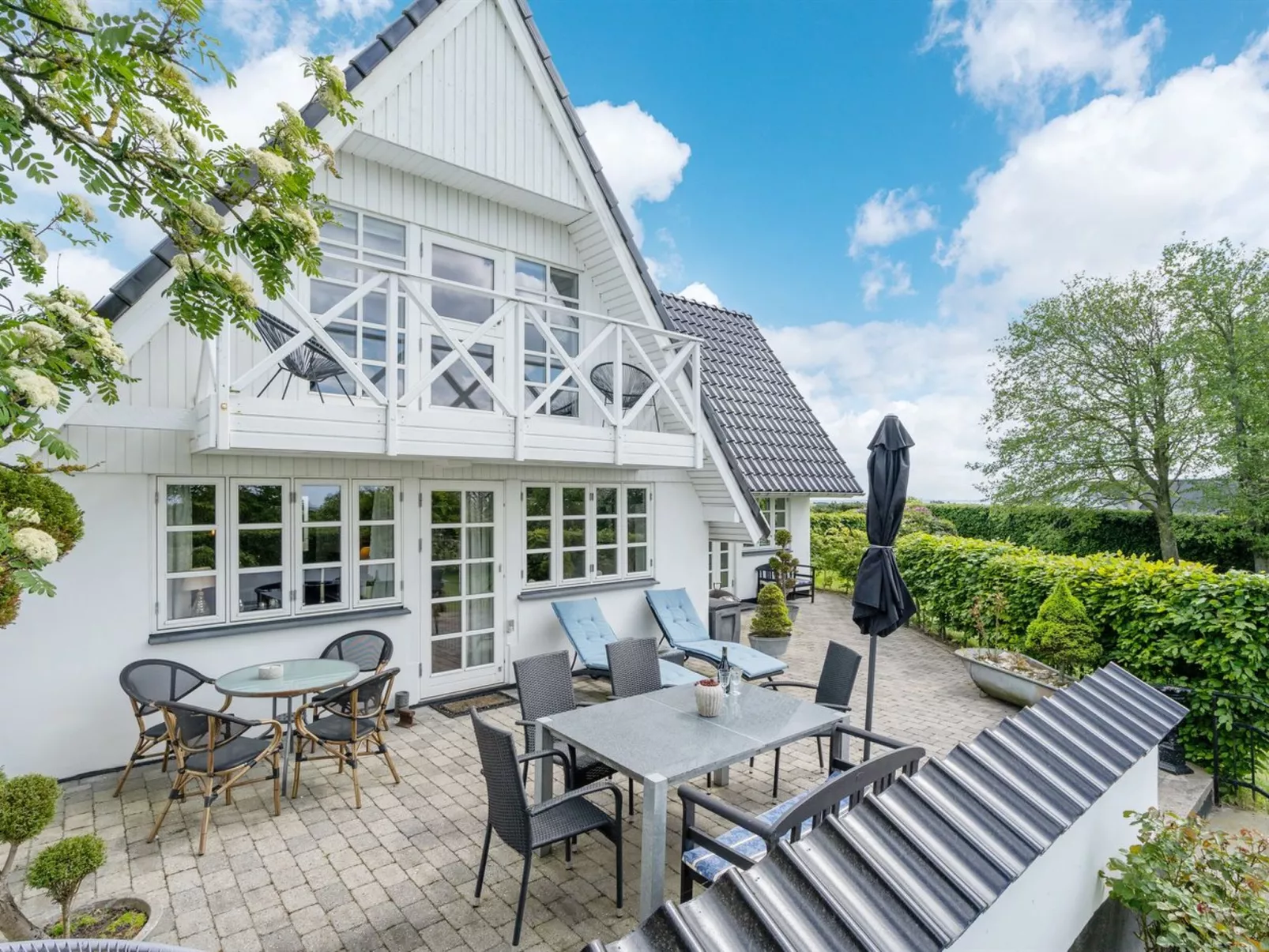 "Tamer" - 500m to the fjord-Draußen