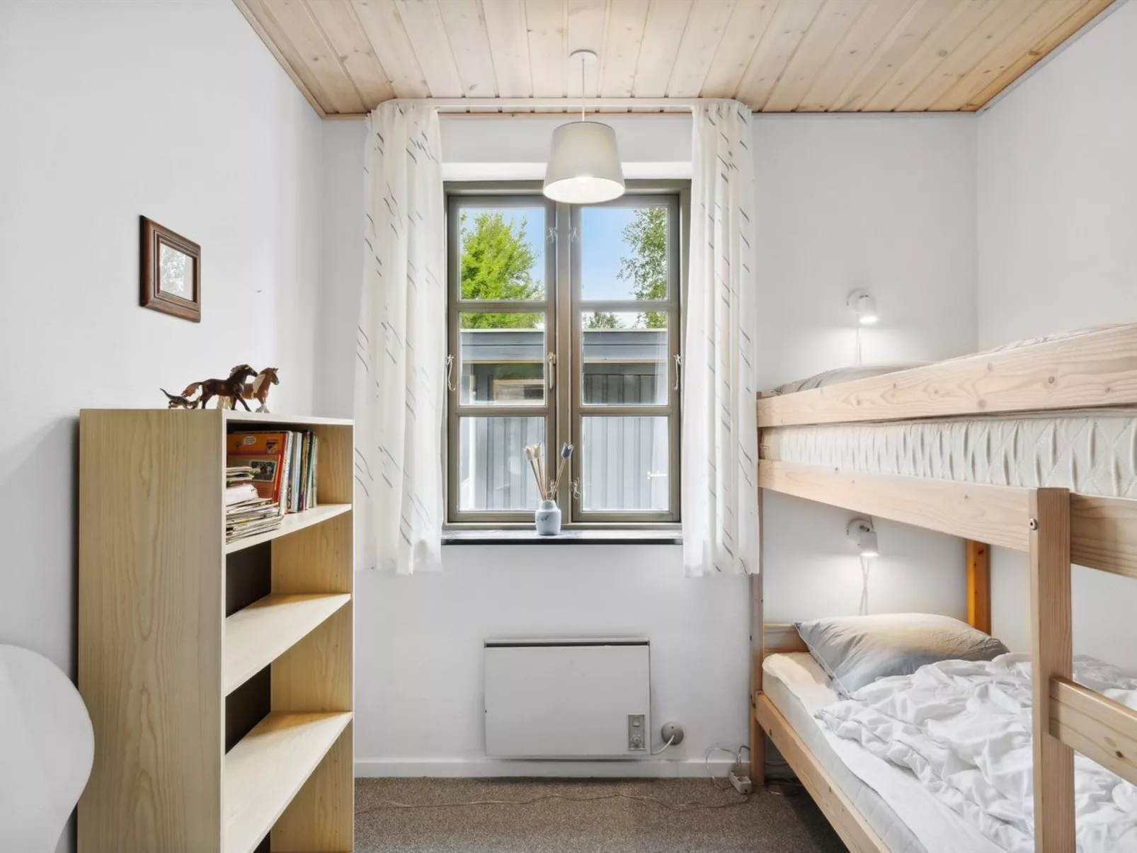 "Henny" - 1.5km from the sea-Inside