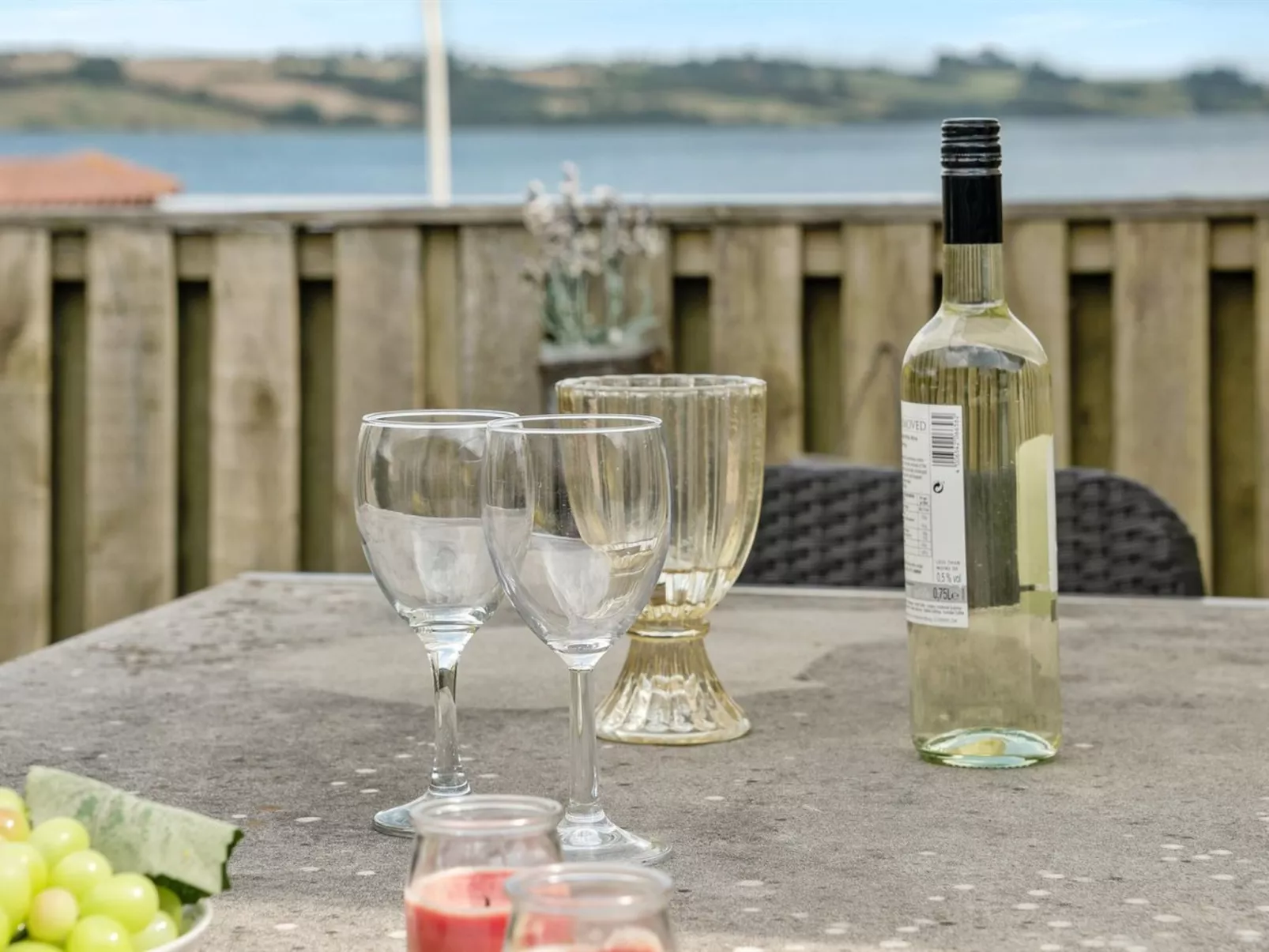 "Elain" -  from the sea-Inside