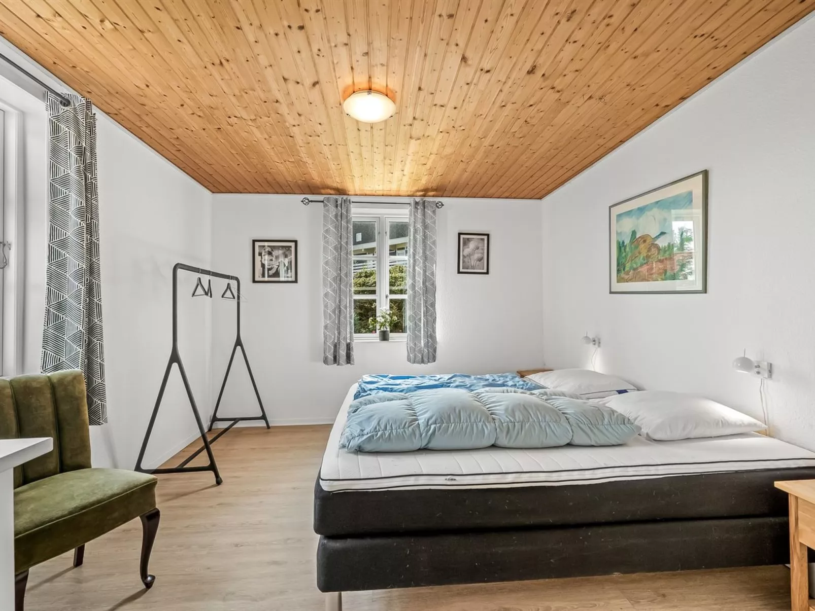 "Urte" -  from the sea-Inside