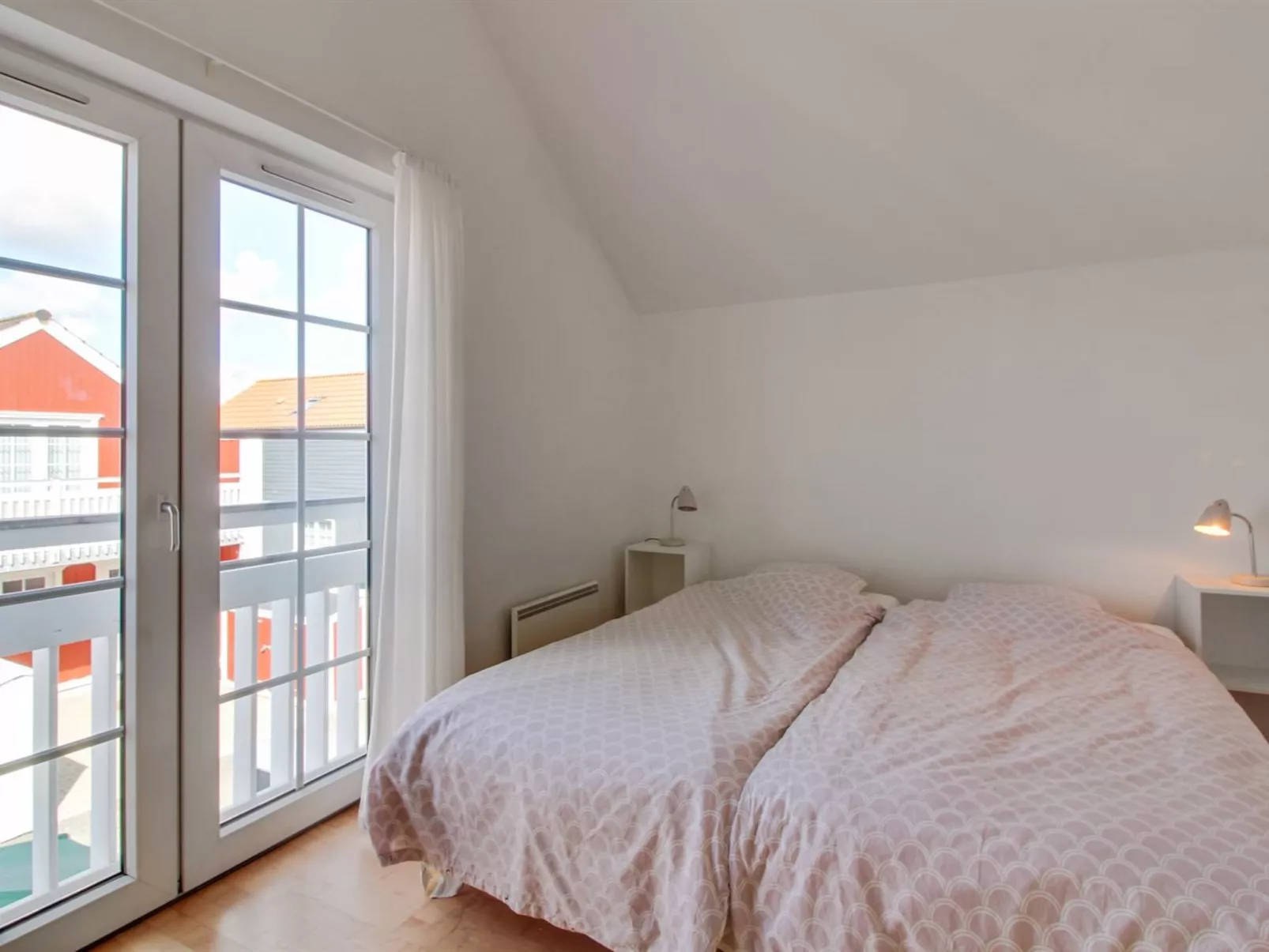 "Vinny" - 1.2km from the sea-Dedans