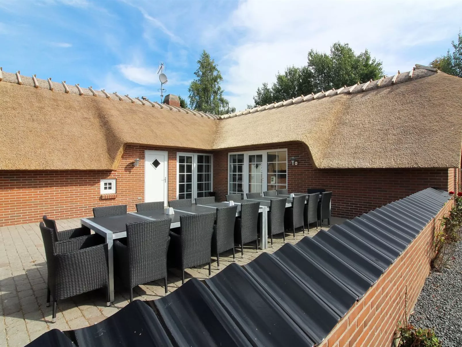 "Erra" - 250m from the sea-Outside