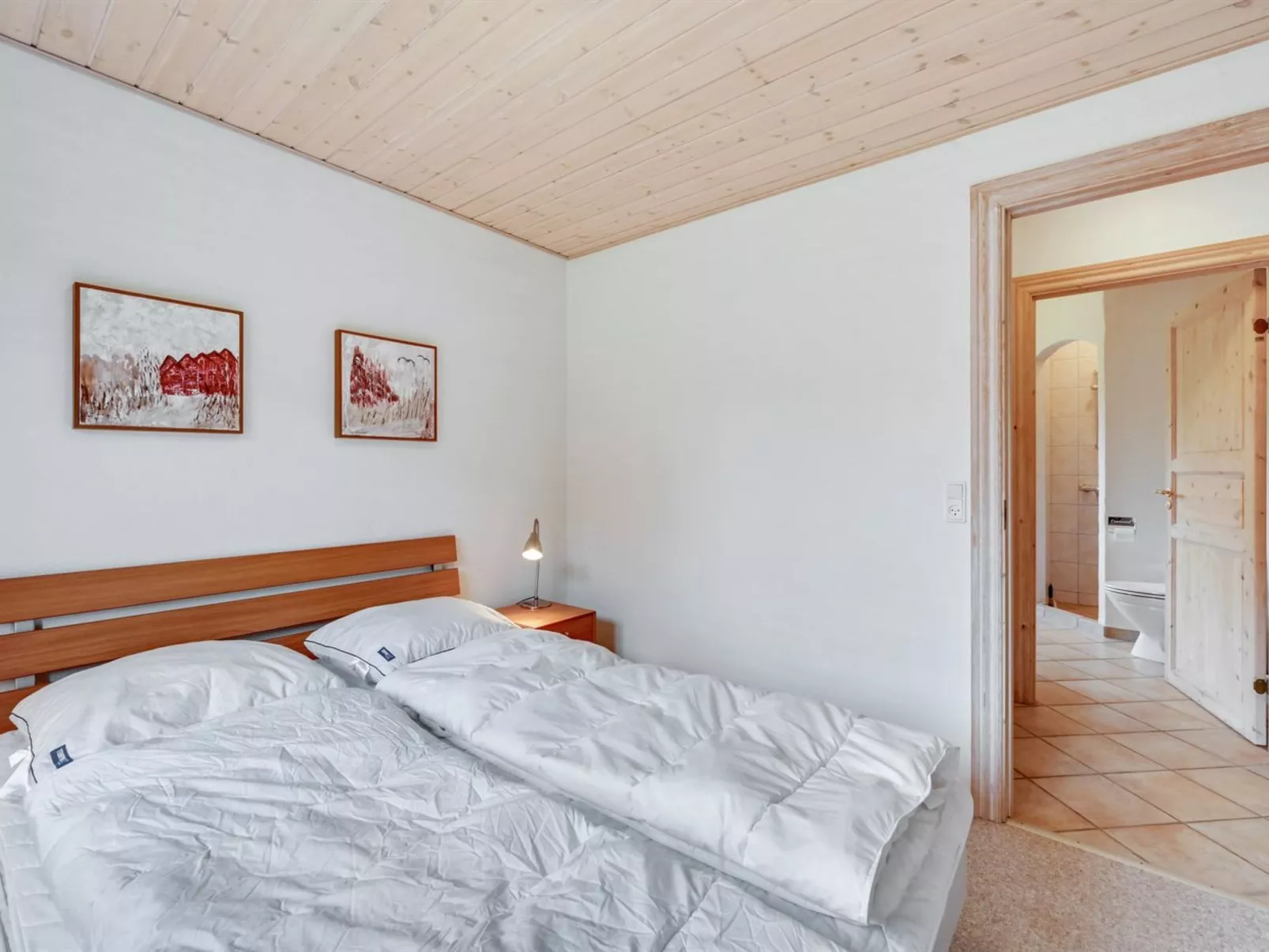 "Rika" - 525m to the fjord-Inside