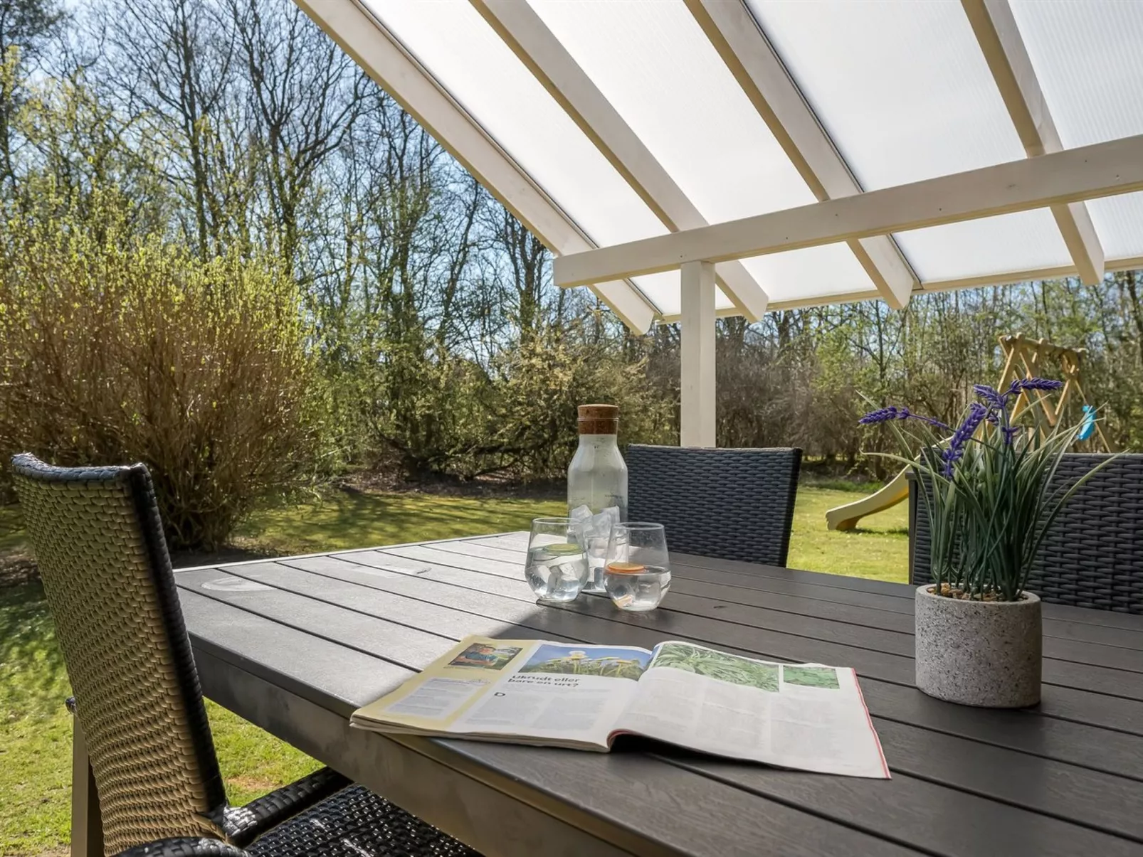 "Snefrid" - 12km from the sea-Outside