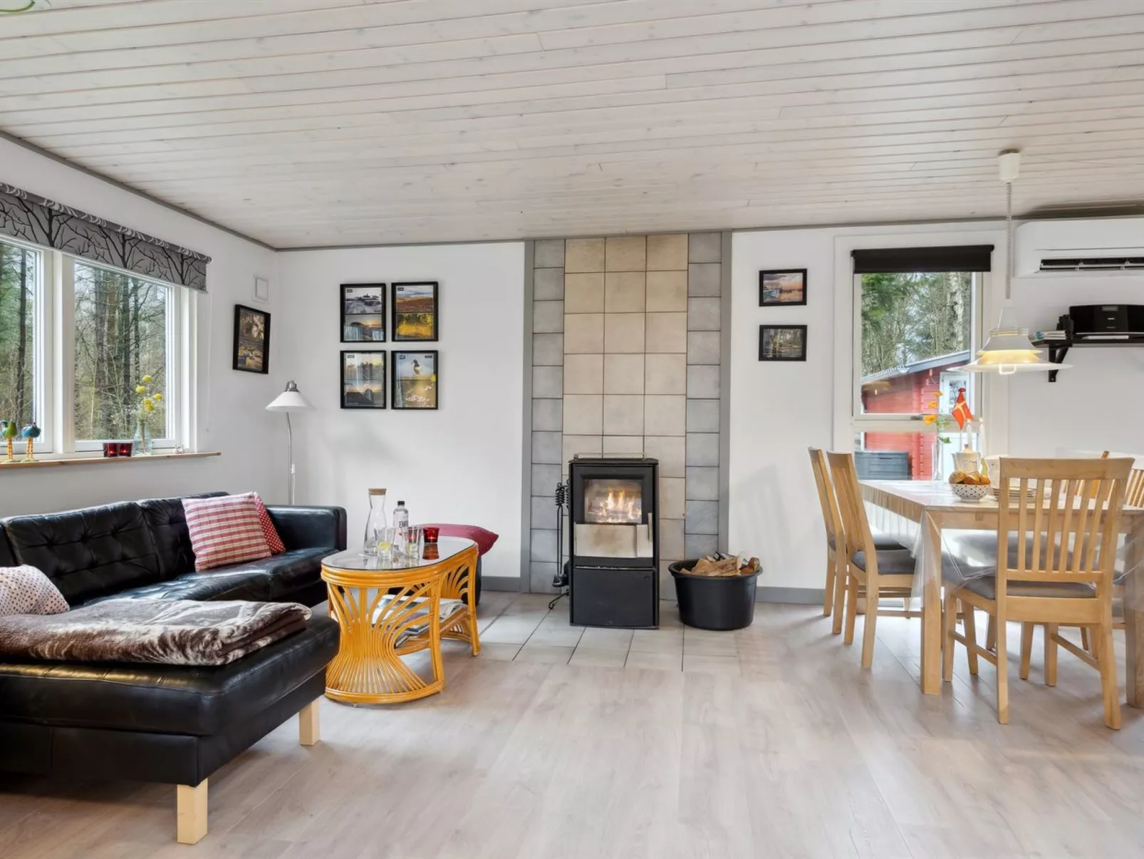 "Harthe" - 800m from the sea-Drinnen