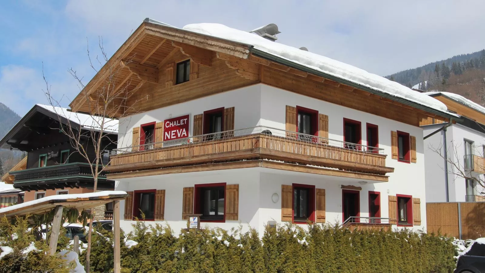 Neva Saalbach-Exterior winter