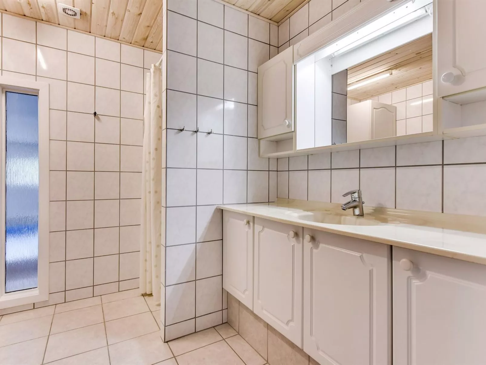 "Tascha" - 1.5km from the sea-Drinnen