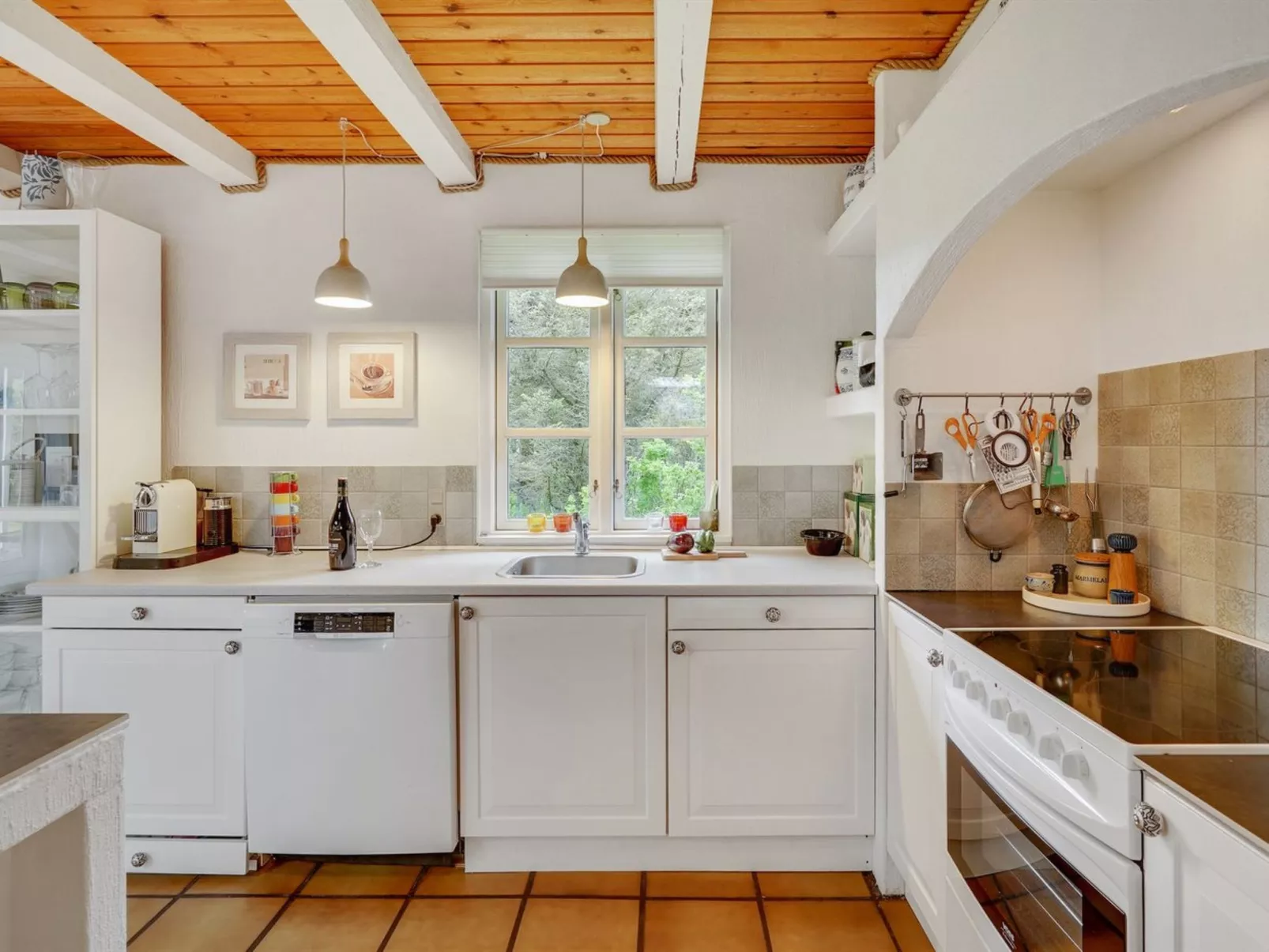 "Sölvy" - 300m from the sea-Inside