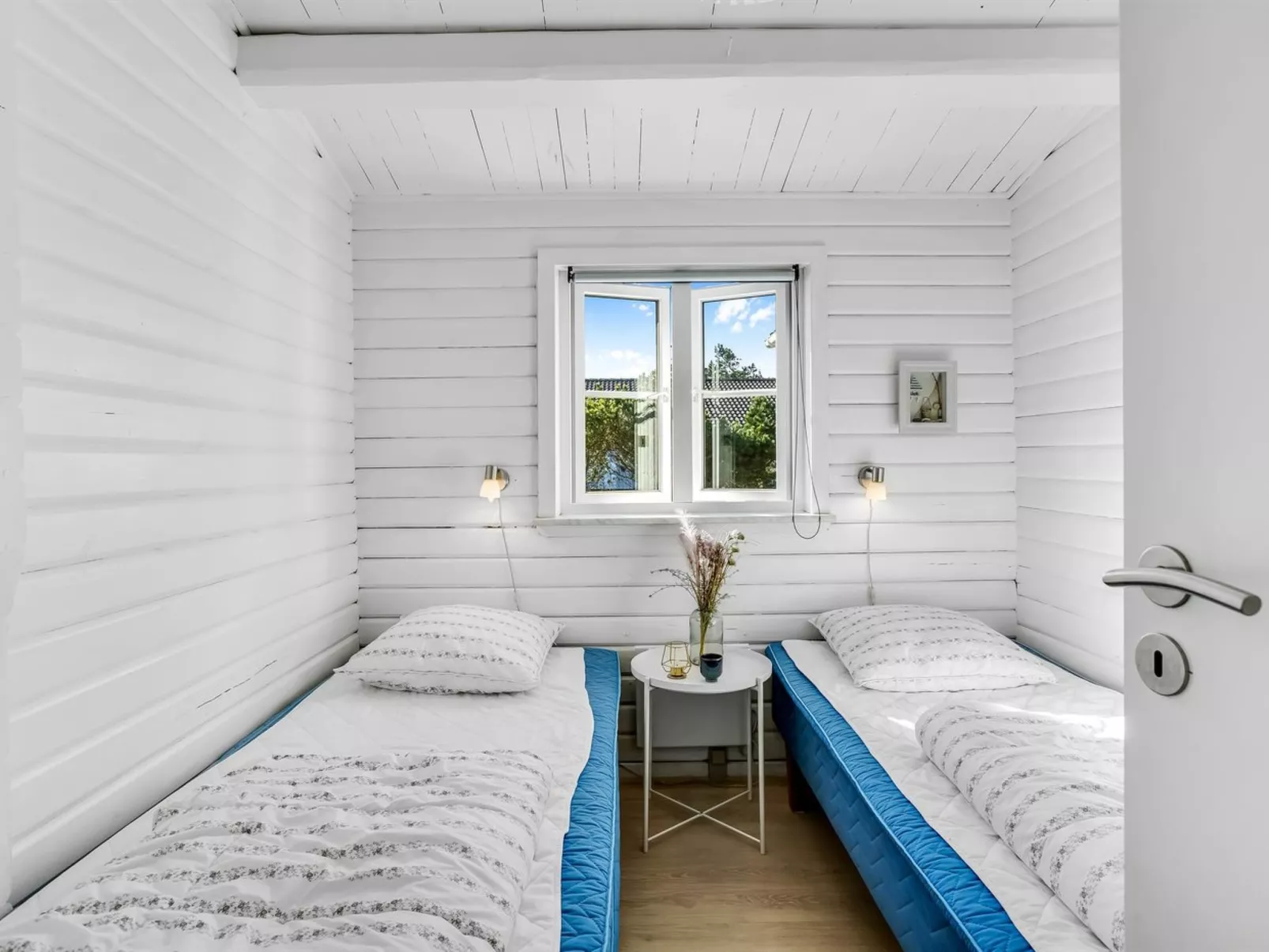 "Aika" - 500m from the sea-Drinnen