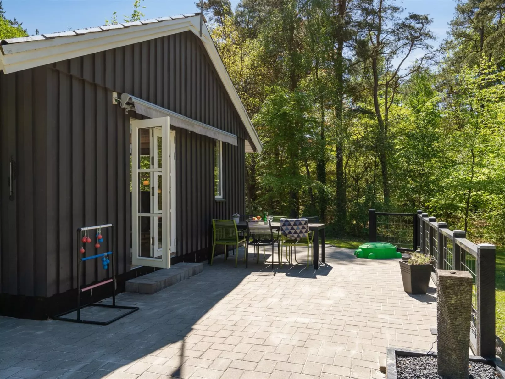 "Hunding" - 7km from the sea-Outside