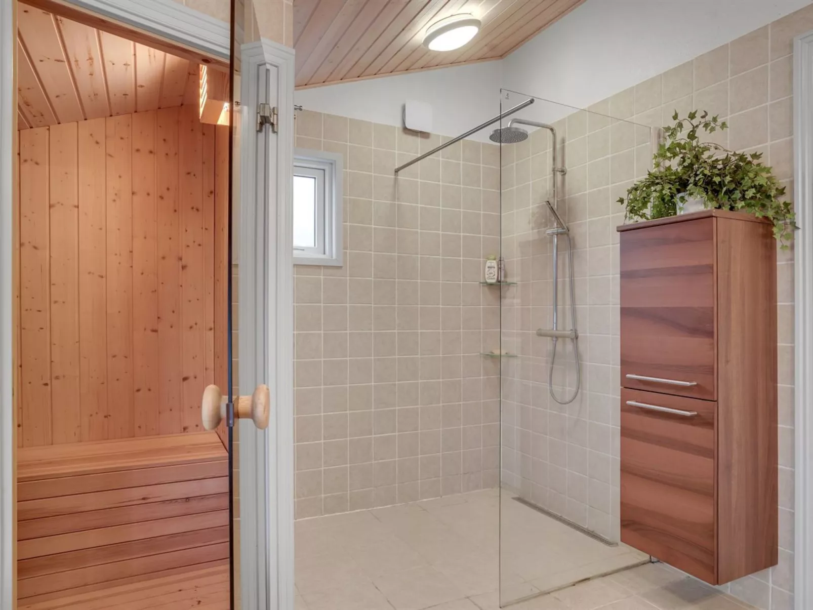 "Andrea" - 1.4km from the sea-Dedans