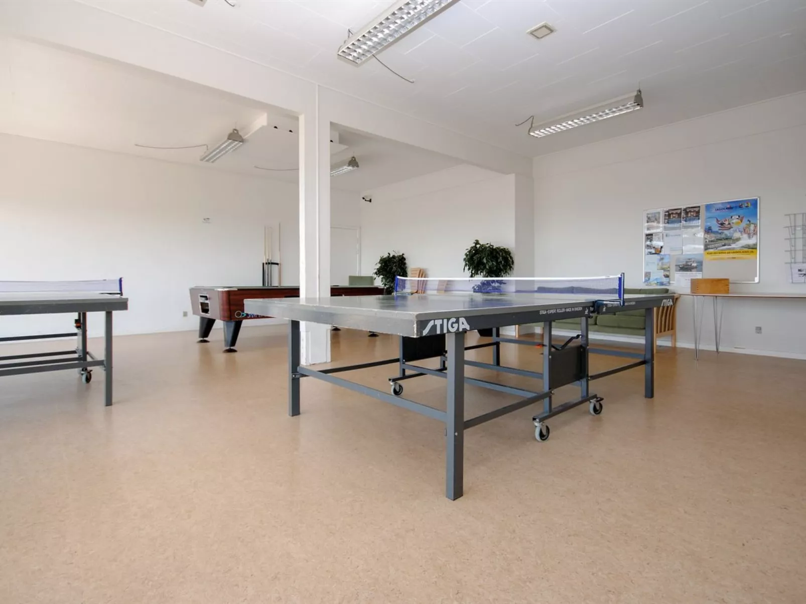 "Dineke" - 200m to the fjord-Dedans