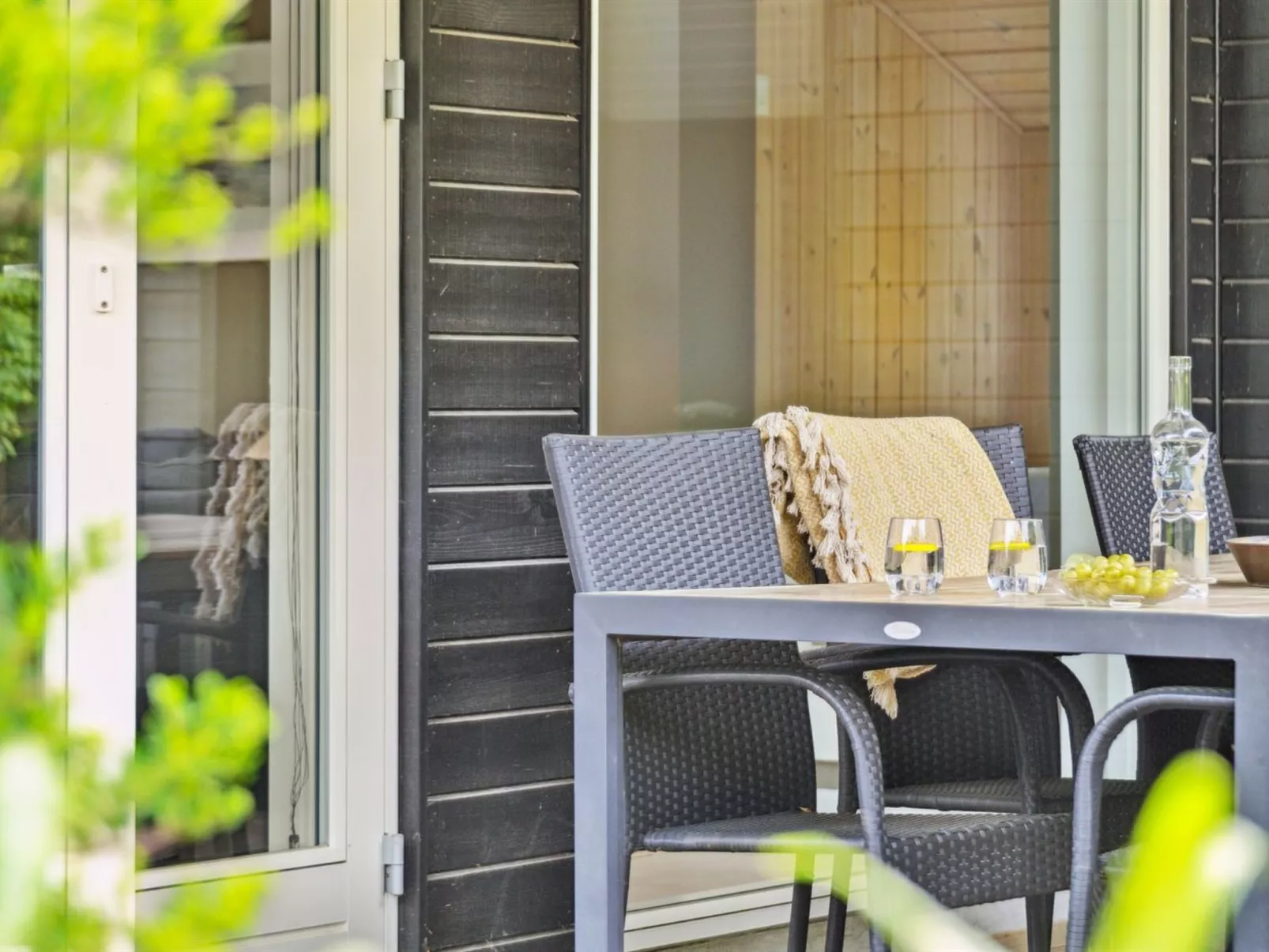 "Hunlef" - 400m from the sea-Outside