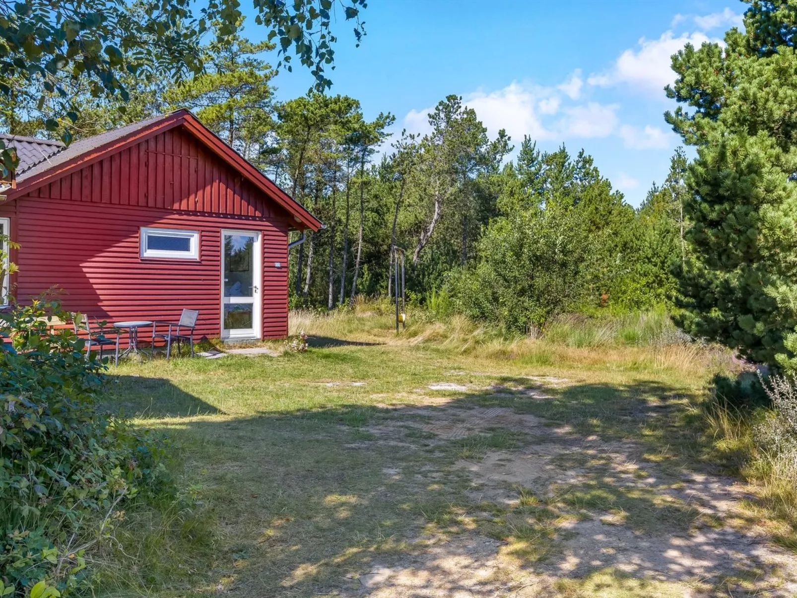 "Dorreth" - 800m from the sea-Outside