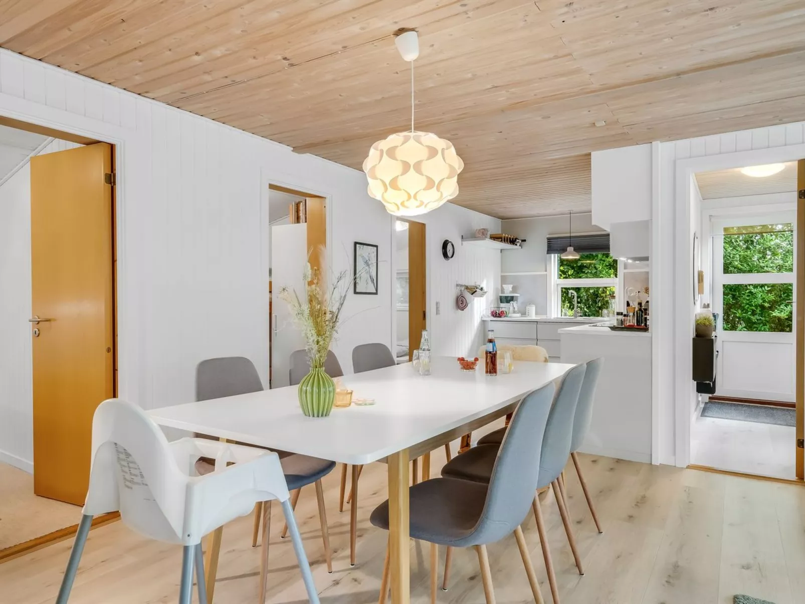 "Fergie" - 400m from the sea-Inside