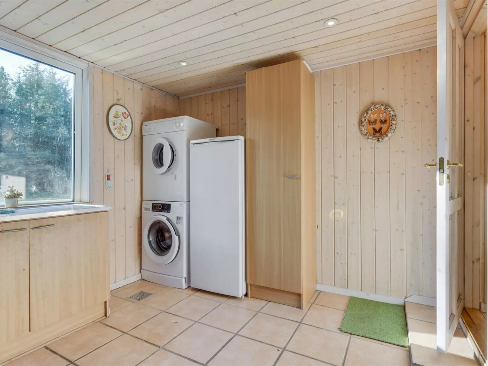 "Selgen" - 600m from the sea-Inside