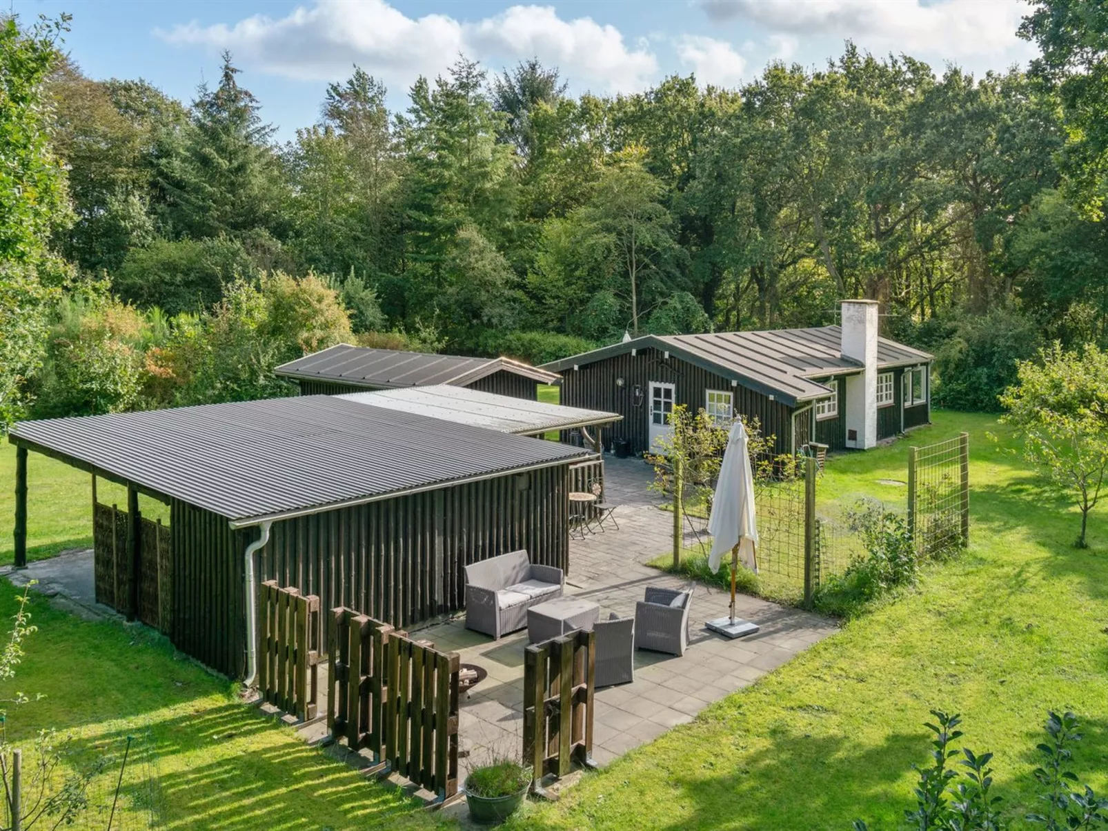 "Arnborg" - 2km from the sea-Dehors