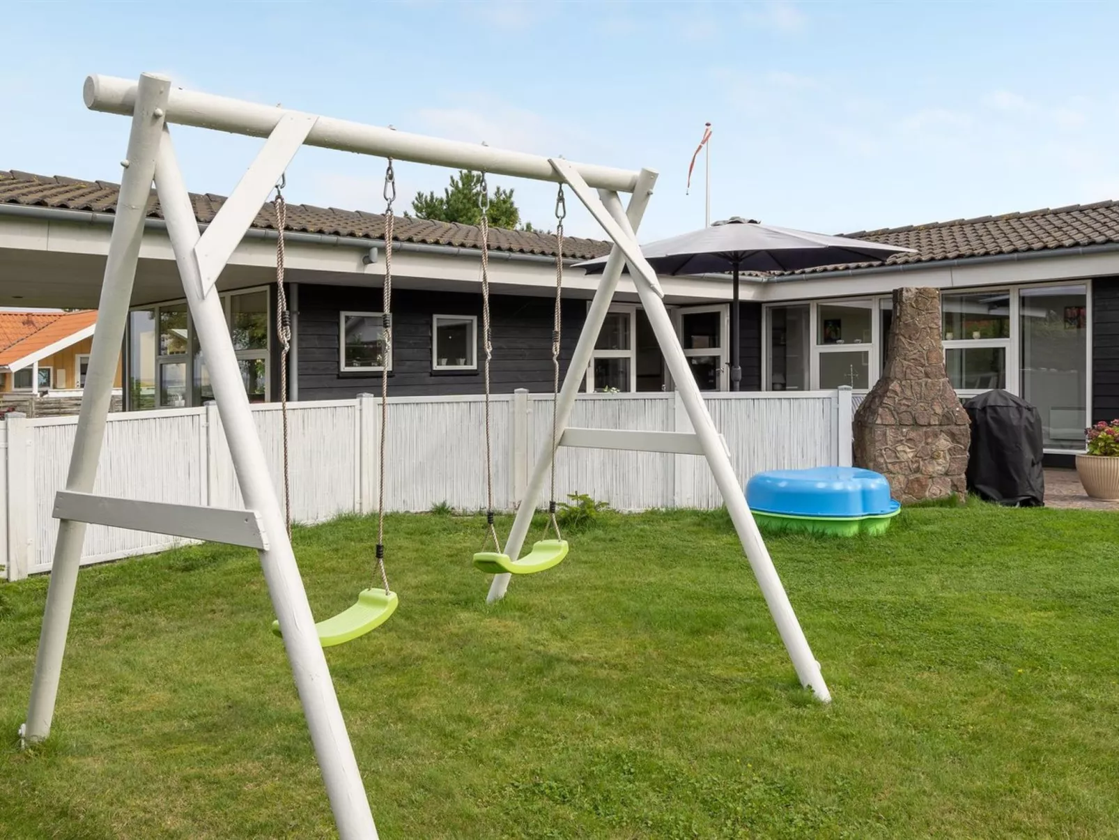 "Gull" - 150m from the sea-Outside