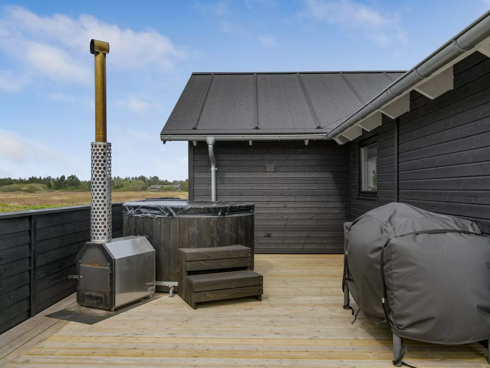 "Ina" - 1.2km from the sea-Draußen