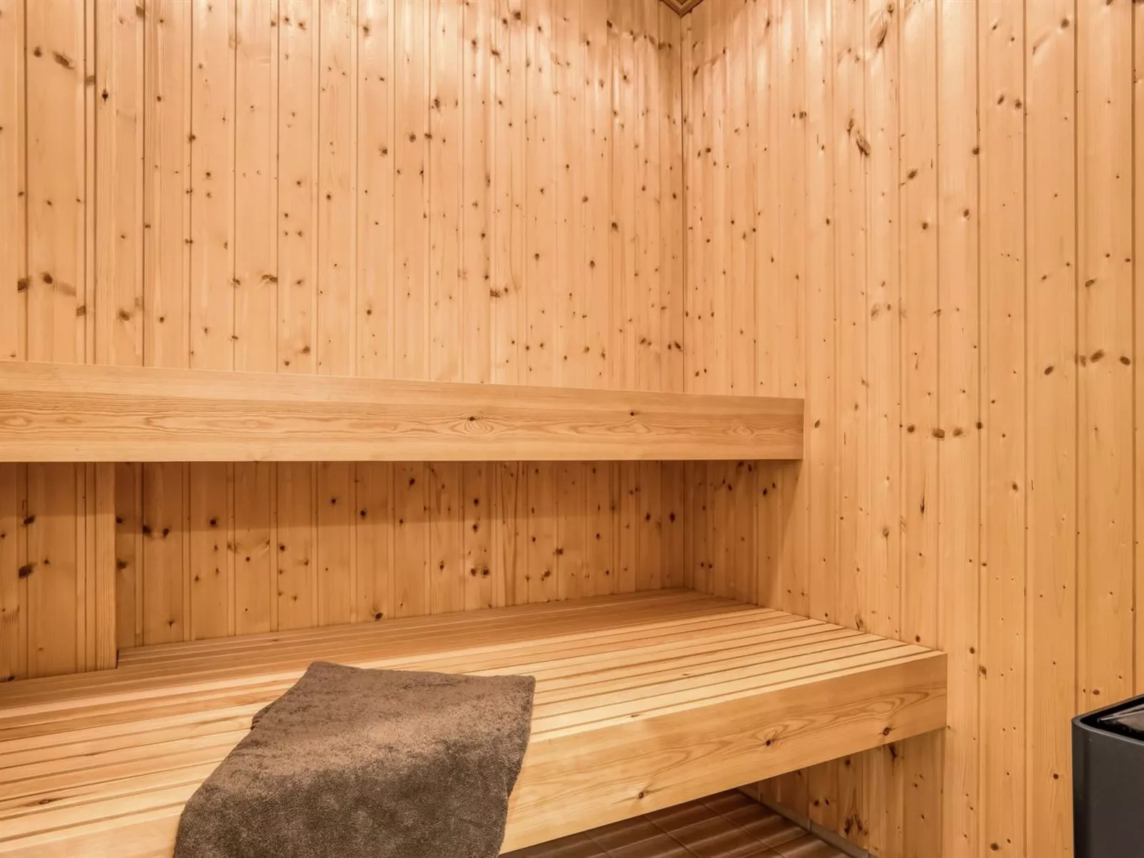 "Eileen" - 300m from the sea-Drinnen