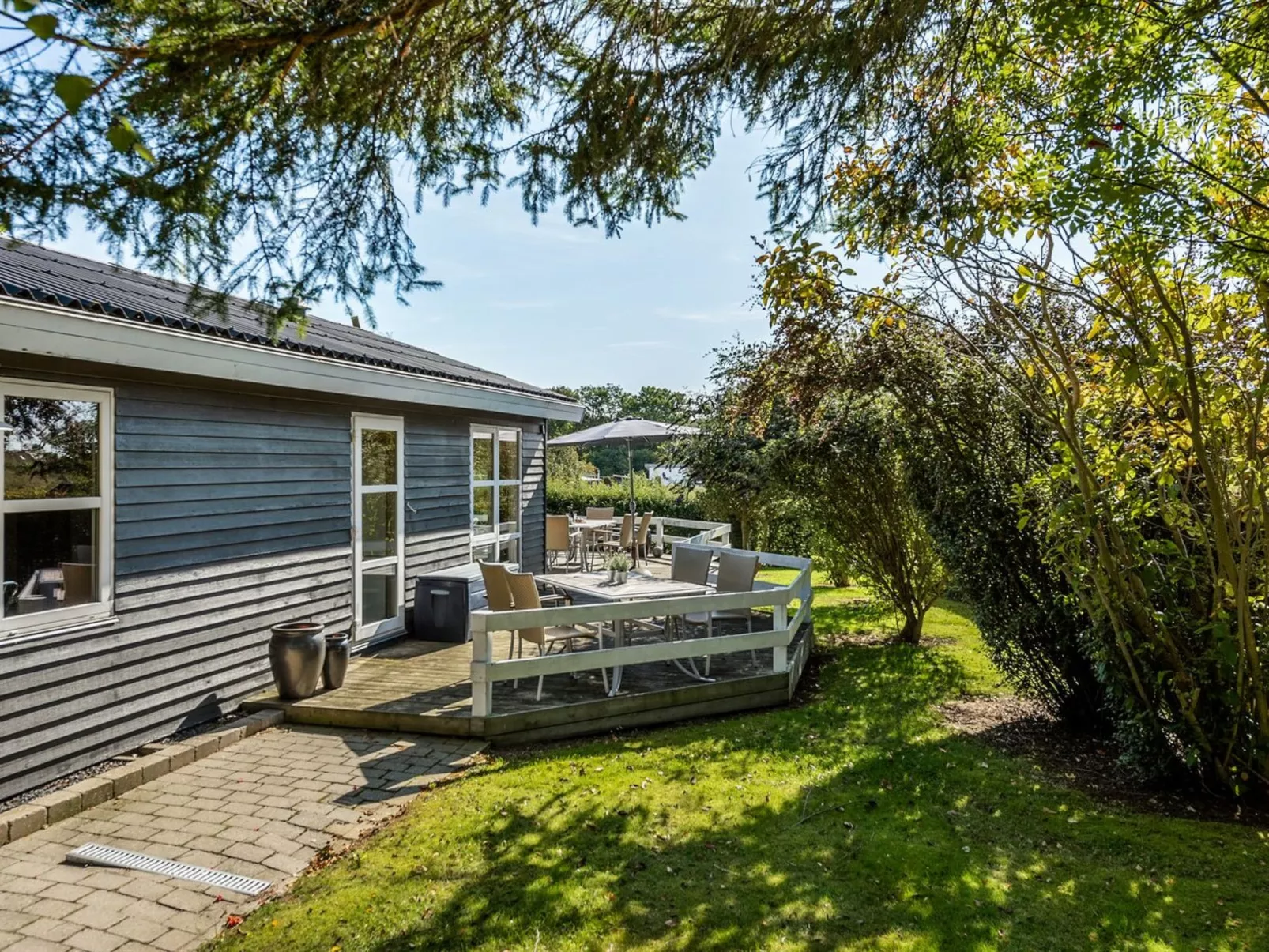 "Leandra" - 600m from the sea-Outside