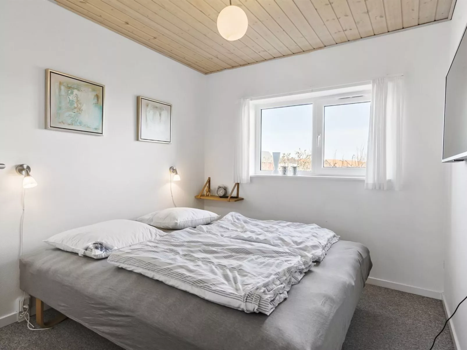 "Chris" - 750m from the sea-Dedans