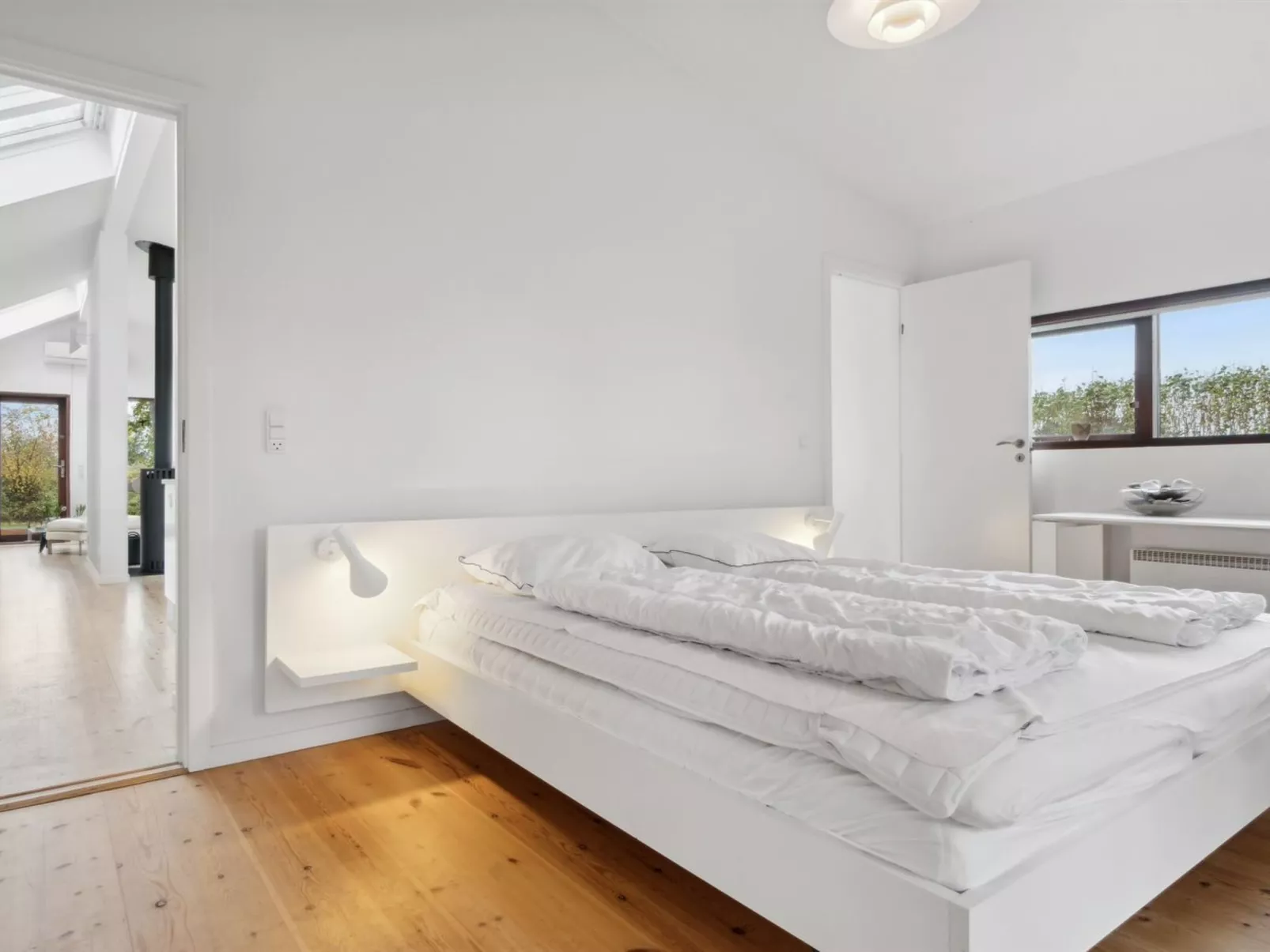 "Erikka" - 300m to the fjord-Inside