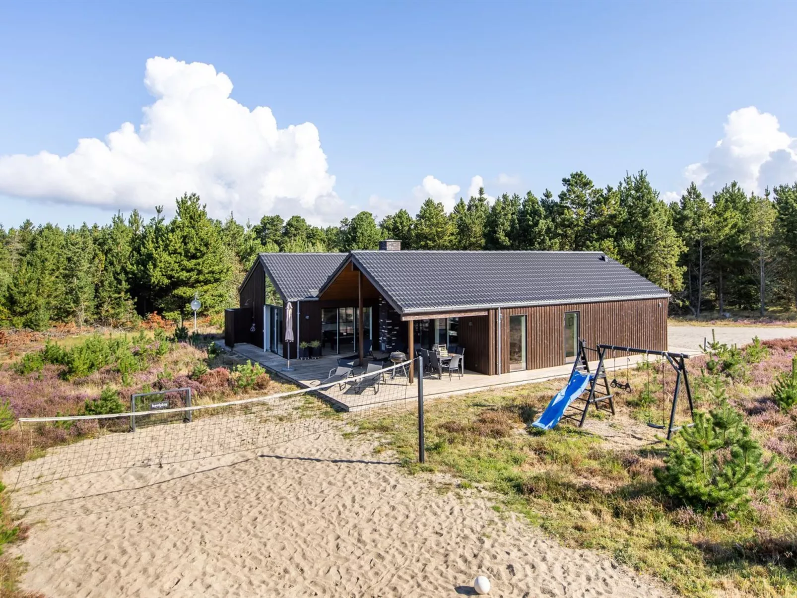 "Heidi" - 1km from the sea