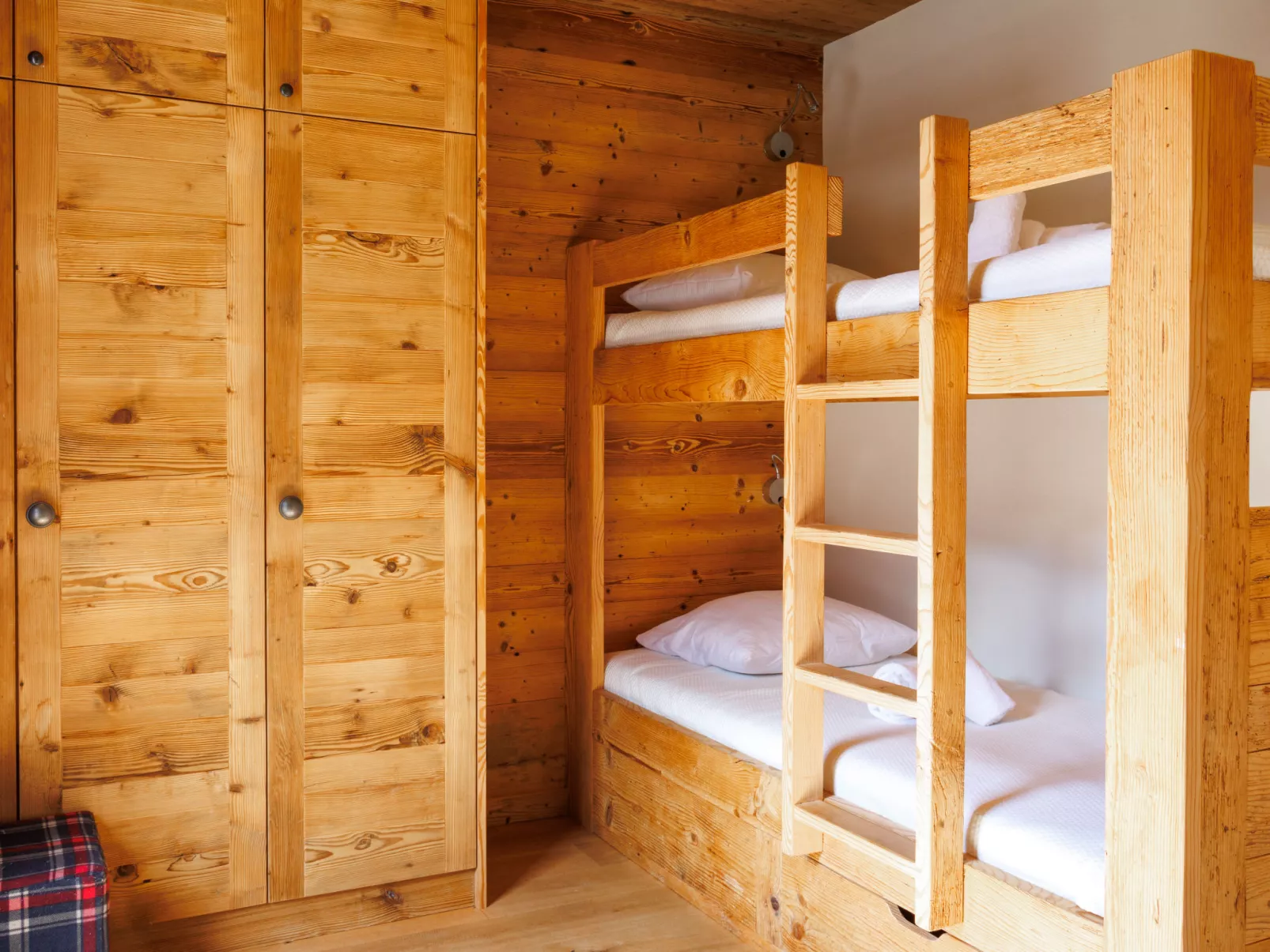 Rosablanche D Attique-Inside