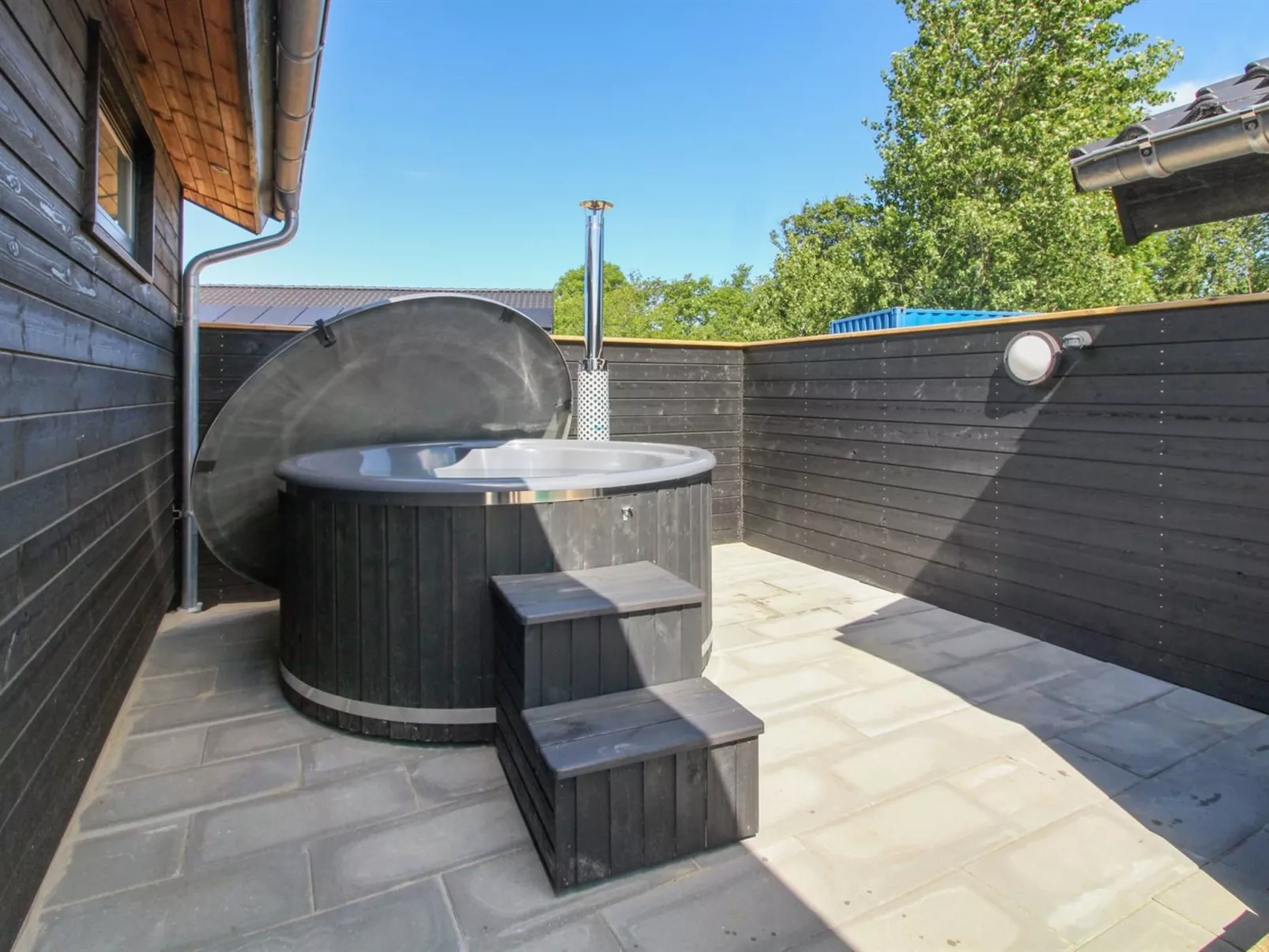 "Tahvo" - 3.3km from the sea-Inside