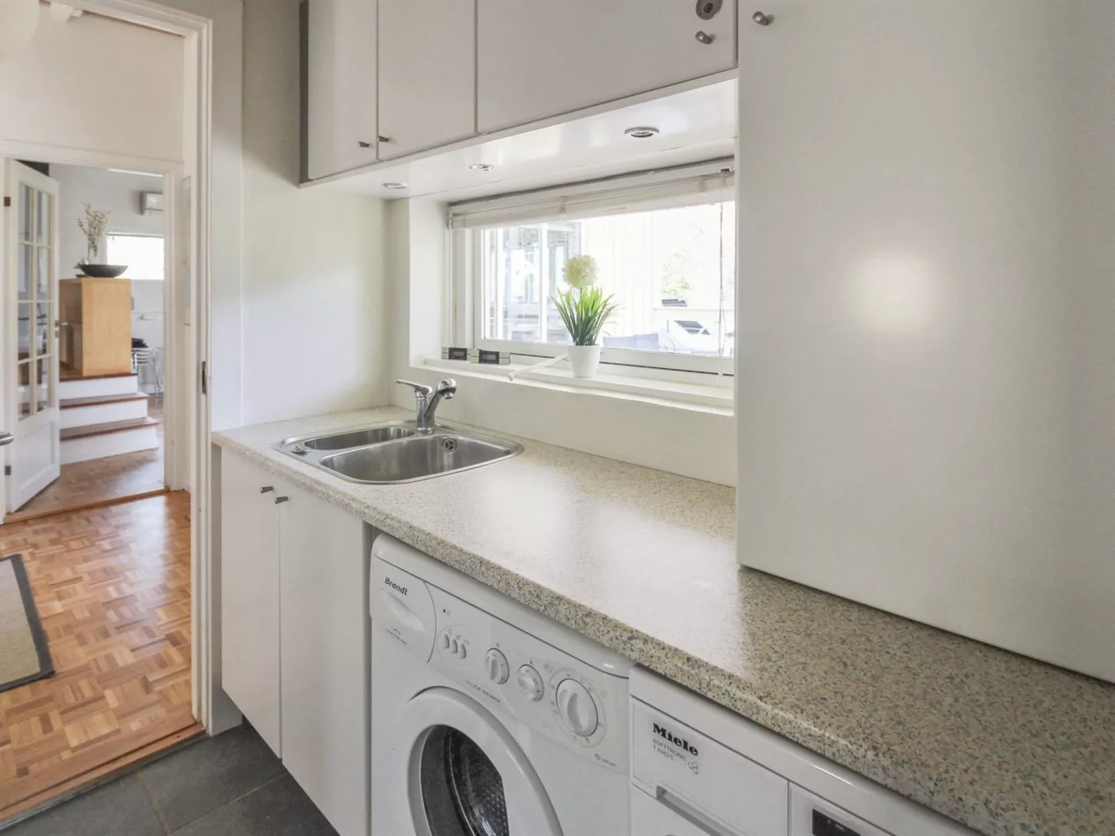 "Christella" - 200m from the sea-Inside