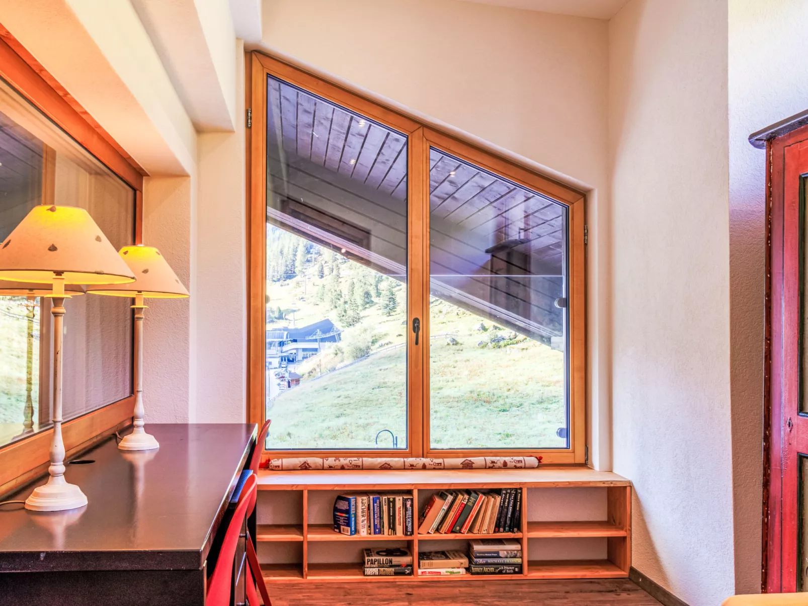 Dents Rousses B4-Dedans