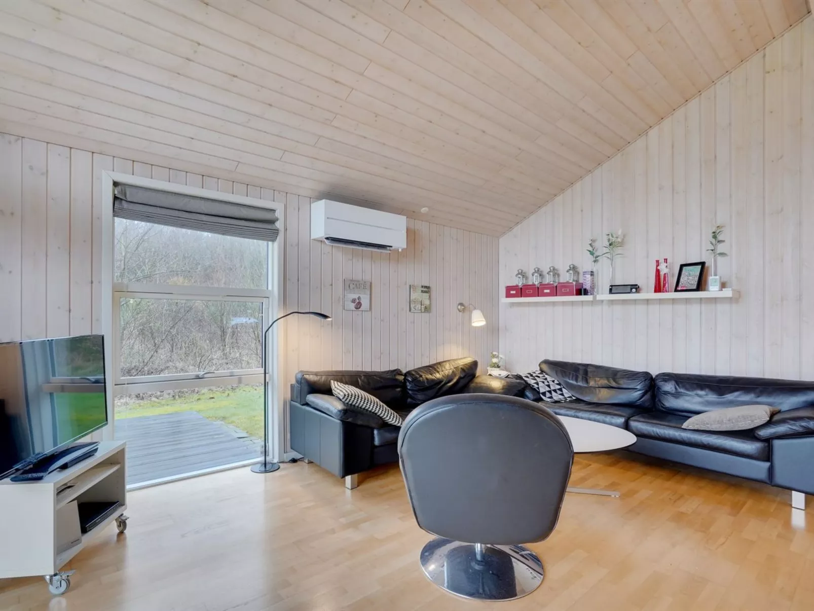 "Tatti" - 30km from the sea-Inside