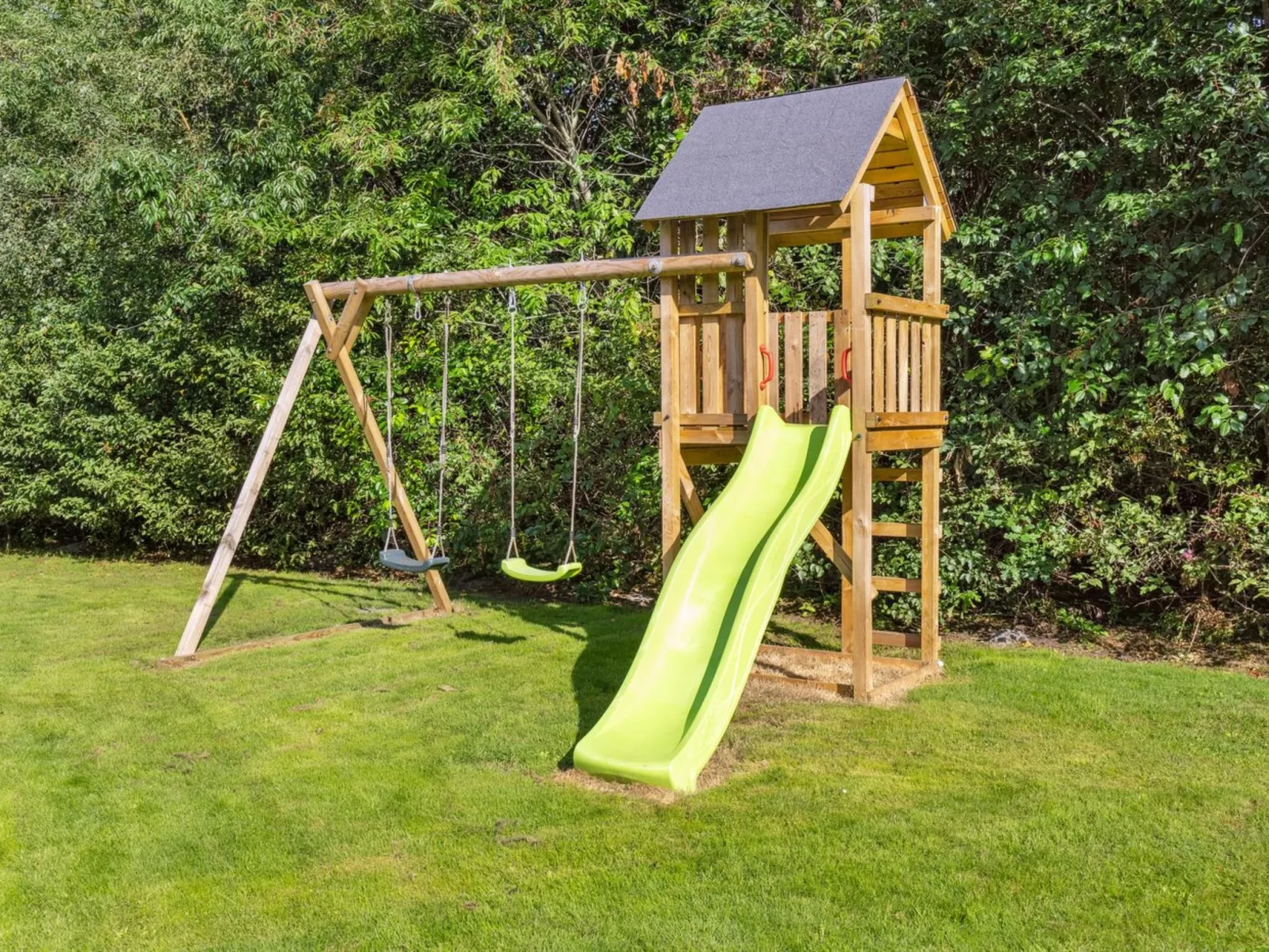 "Ines" - 25km from the sea-Outside