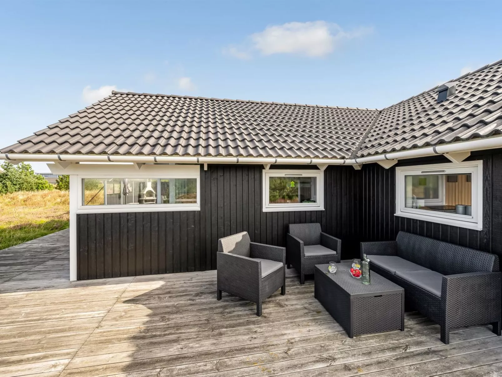 "Christan" - 1.2km from the sea-Outside