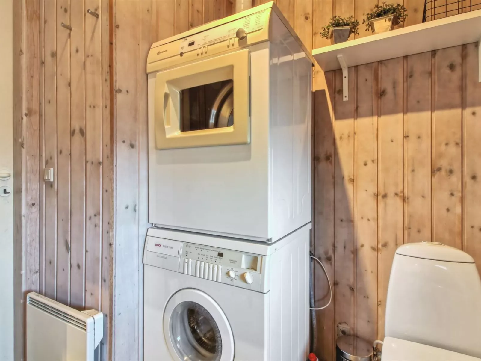 "Elsemaria" - 1.3km from the sea-Inside