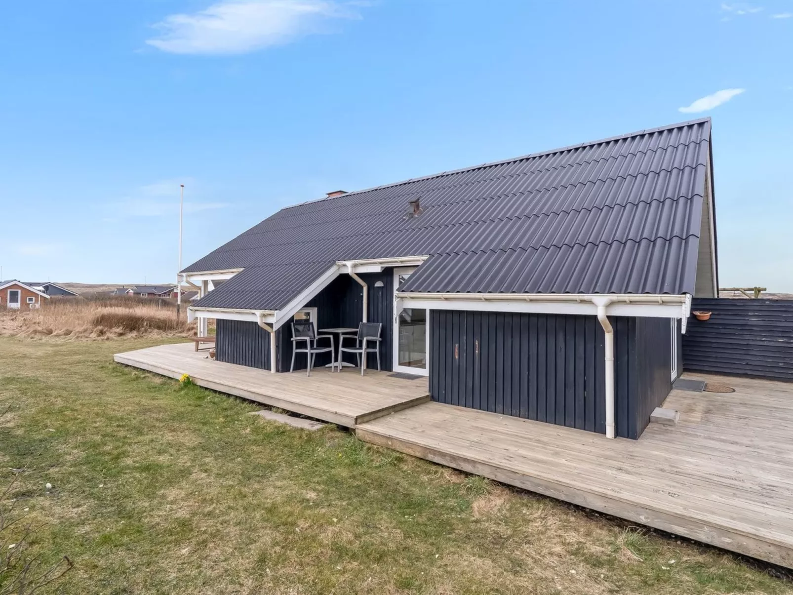 "Galmand" - 300m from the sea-Outside