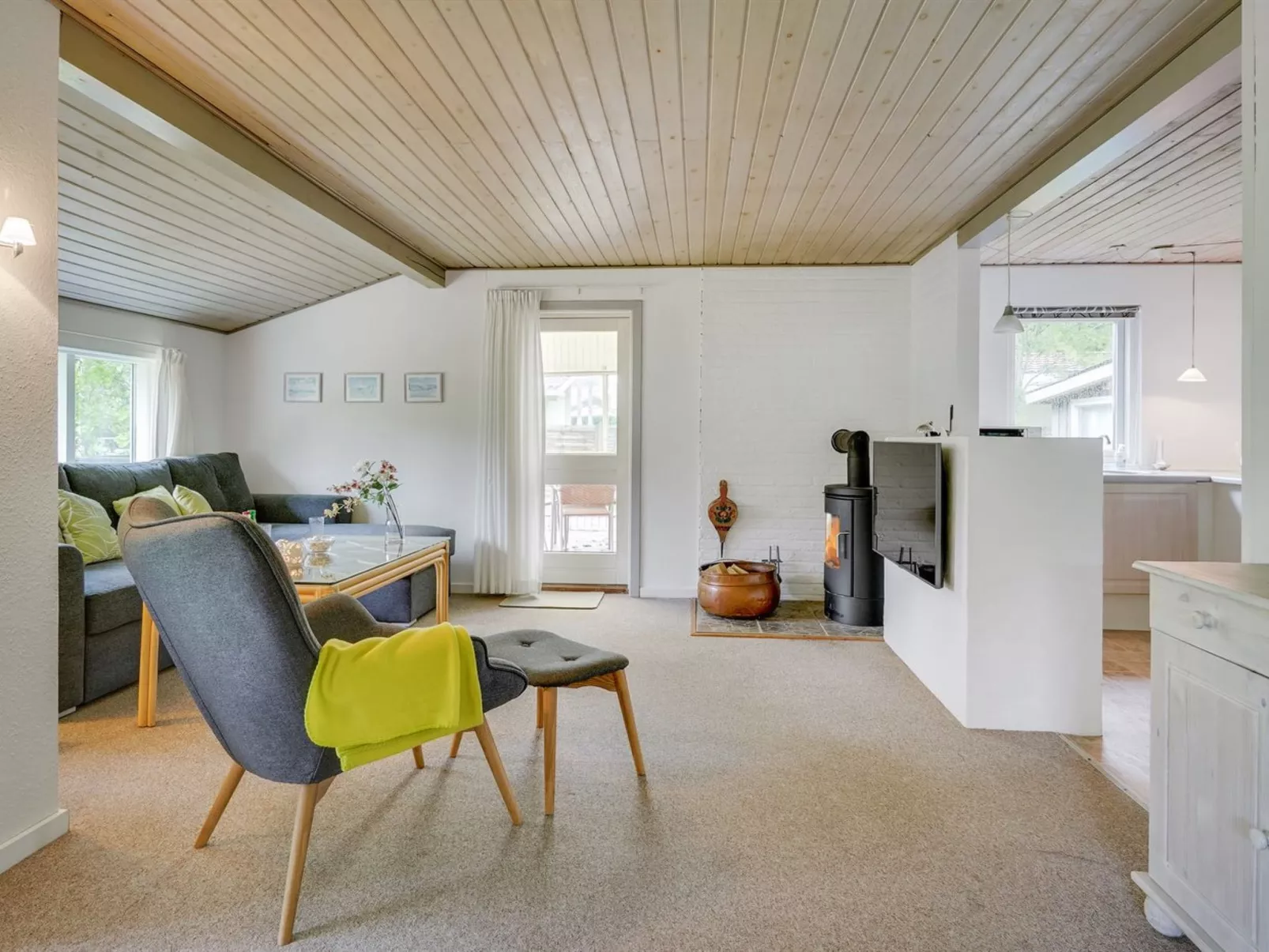 "Erikgine" - 170m from the sea-Dedans