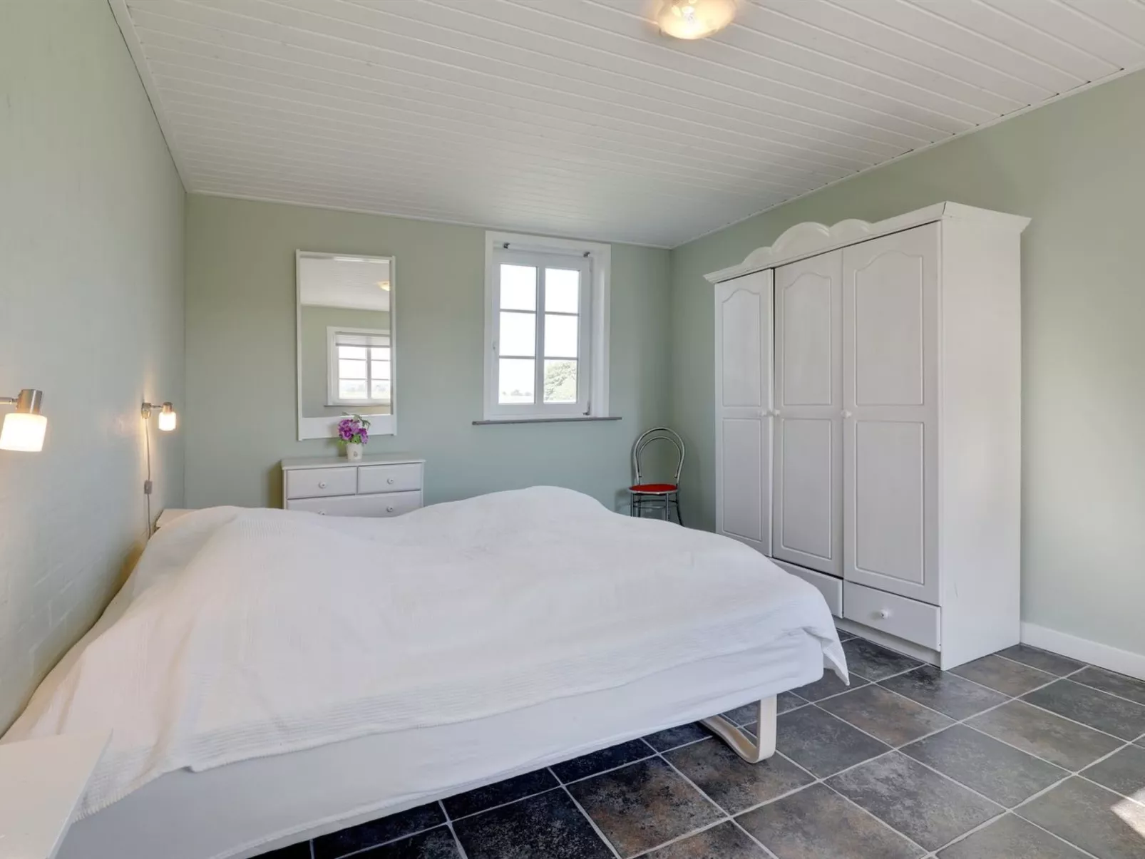 "Nilia" - 3.5km from the sea-Inside